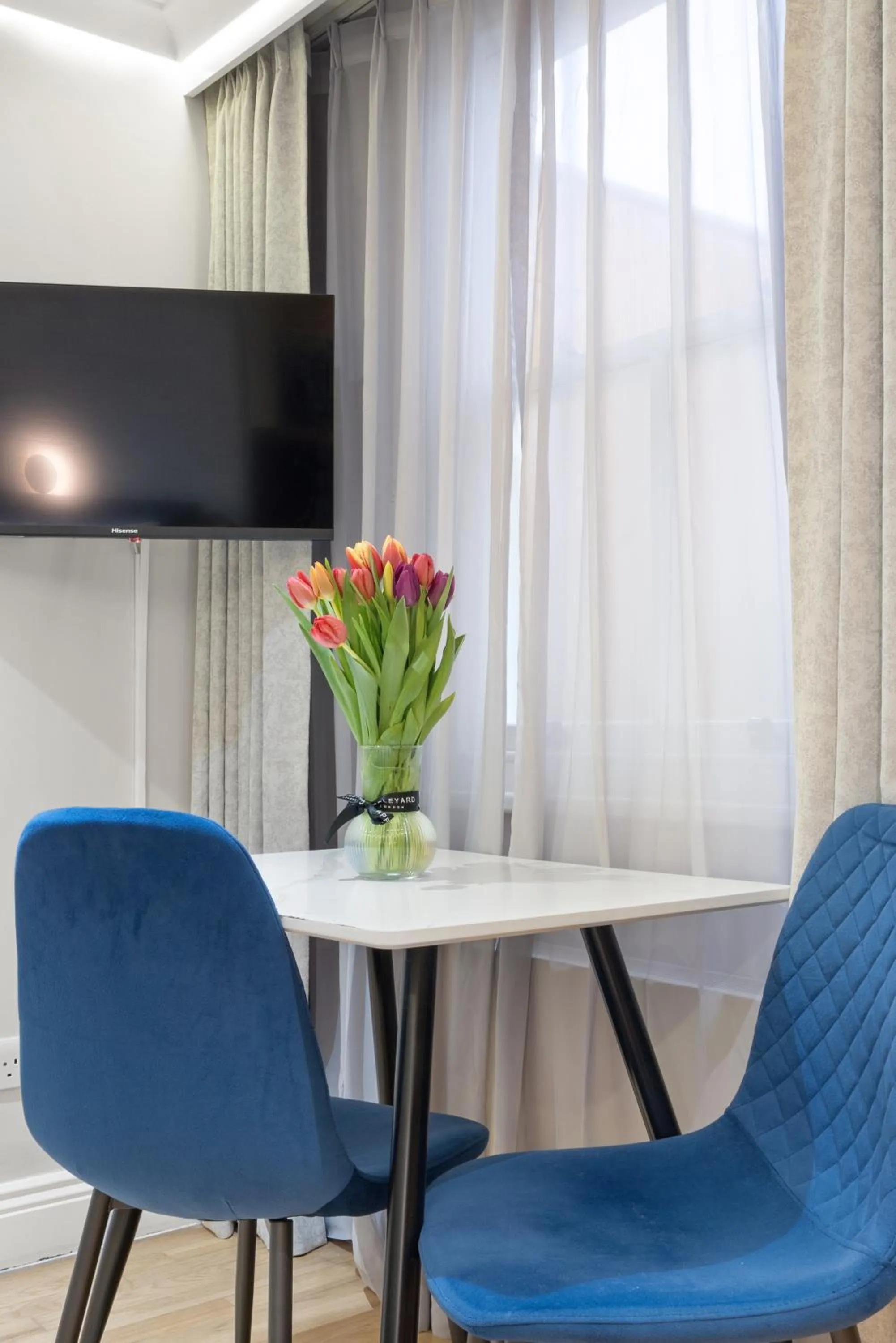 Seating area in Cleveland Residences Russell Square