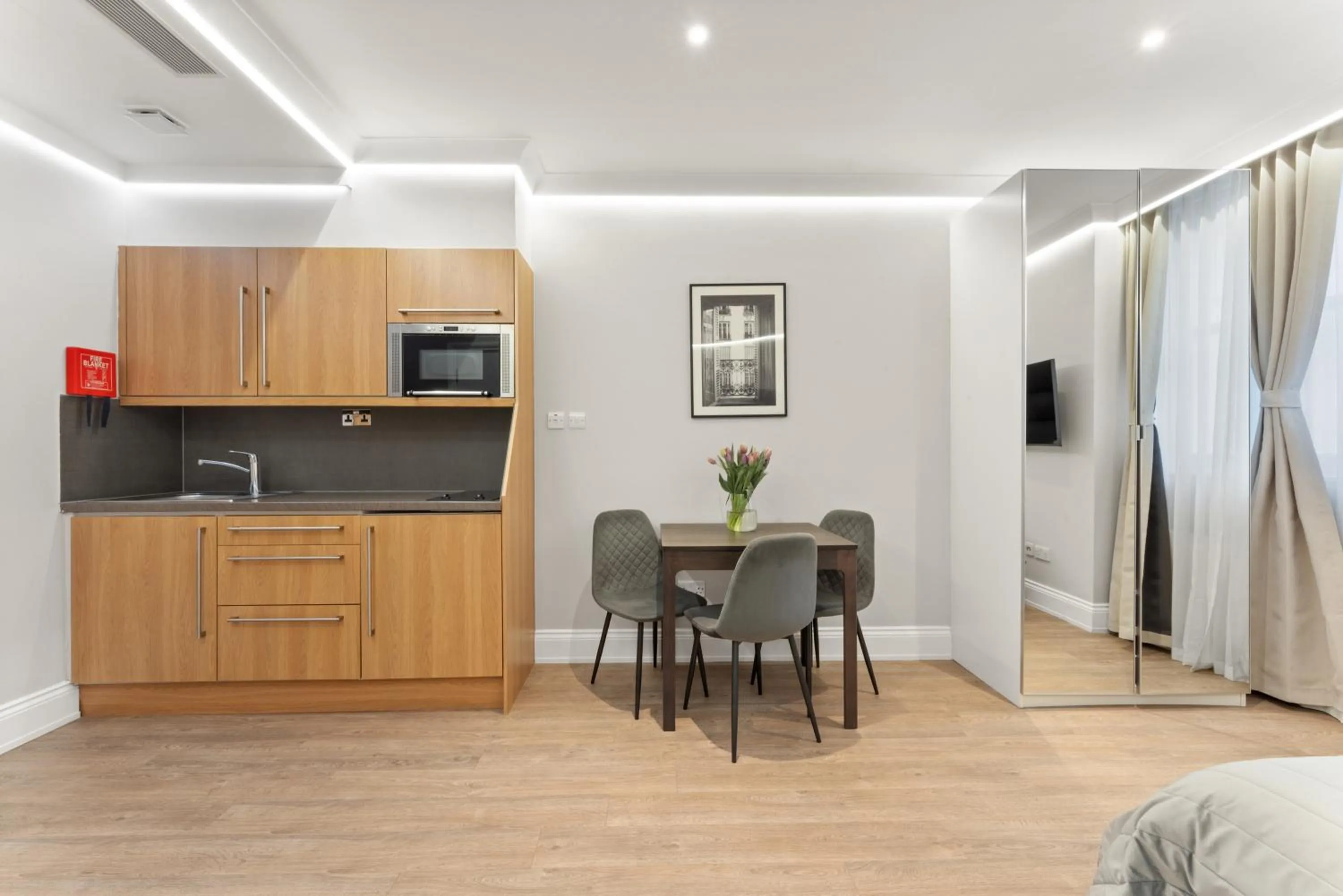 Kitchen or kitchenette in Cleveland Residences Russell Square