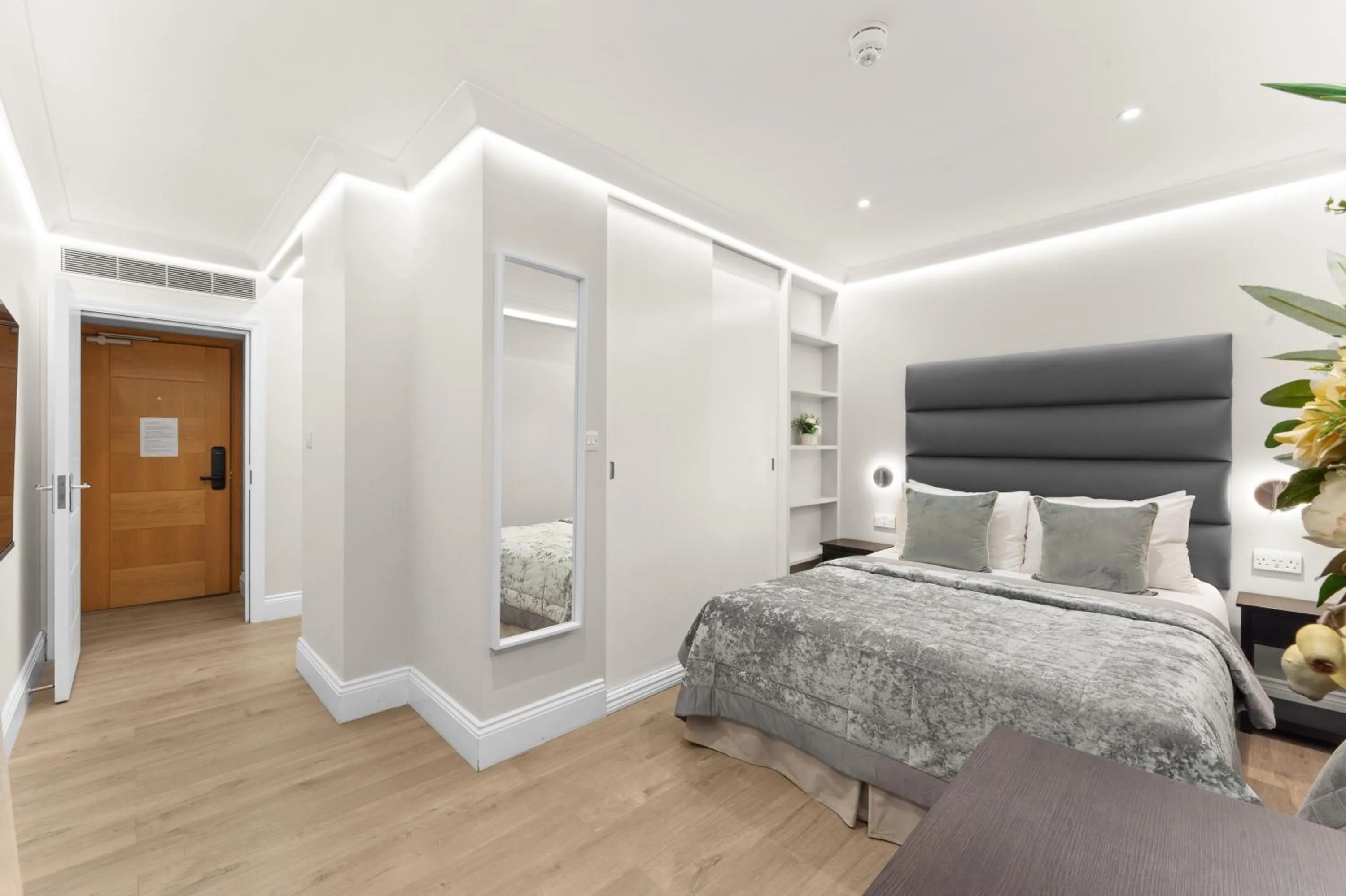 Bed in Cleveland Residences Russell Square