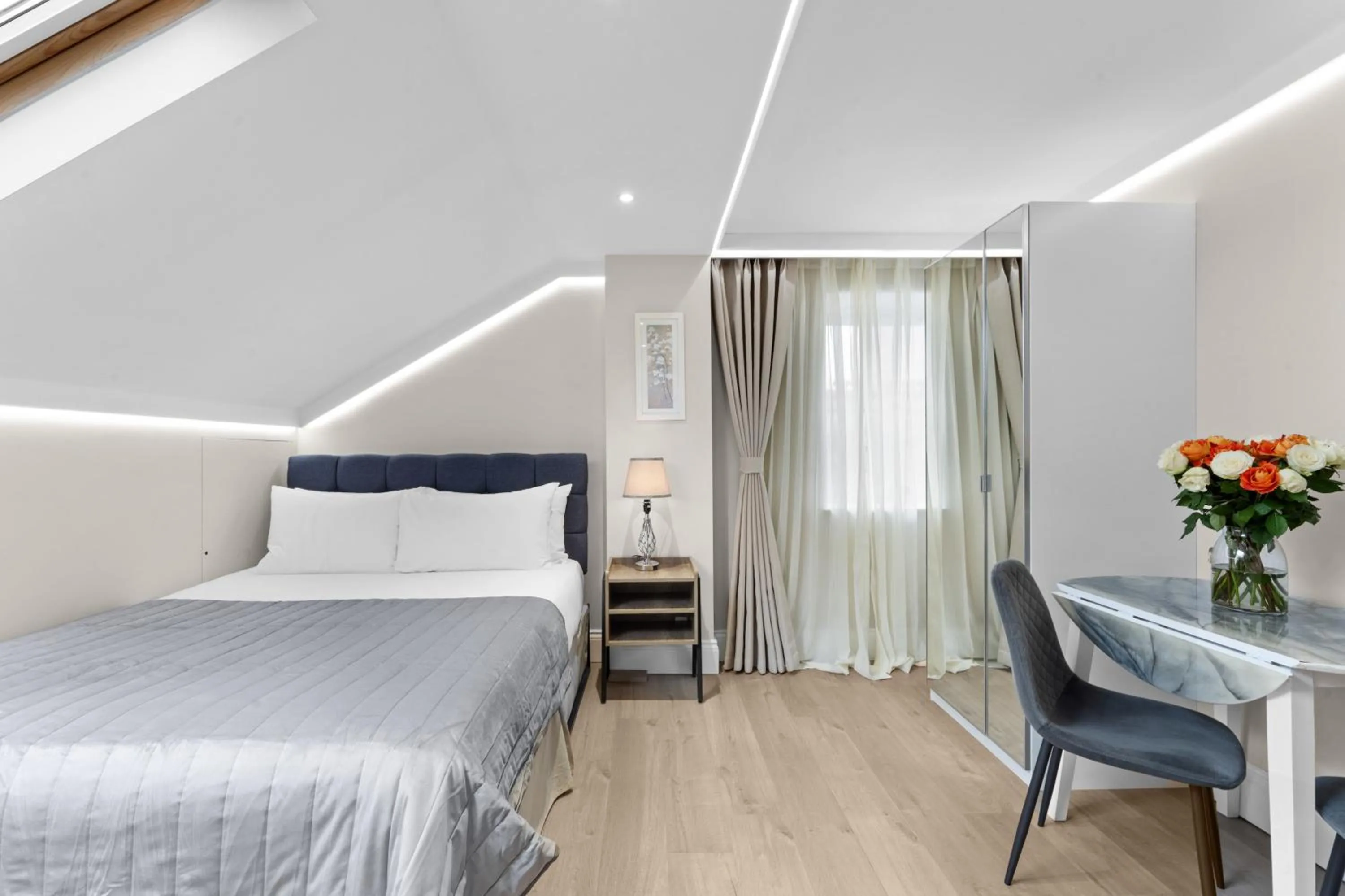 Bed in Cleveland Residences Russell Square