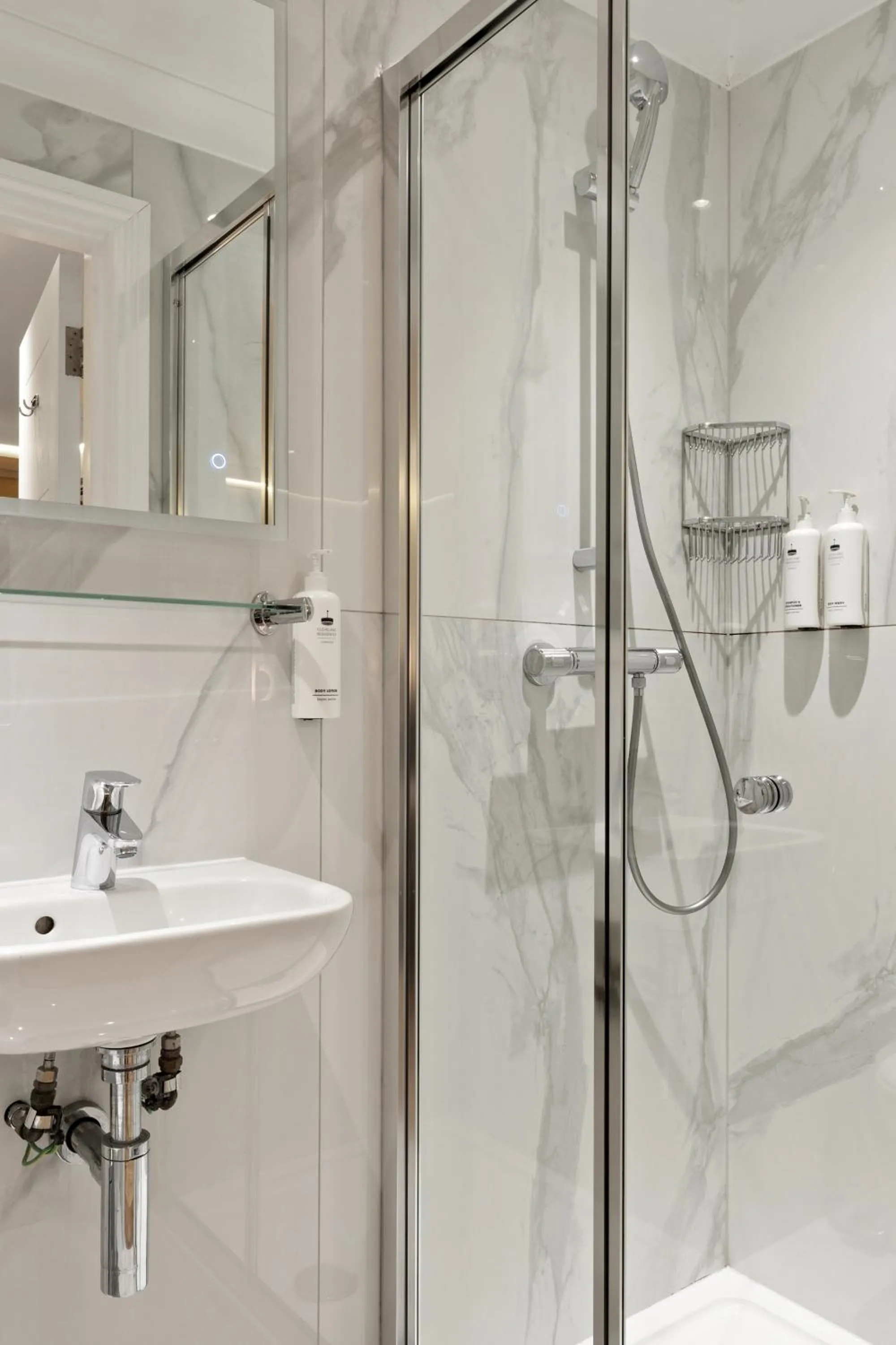 Bathroom in Cleveland Residences Russell Square