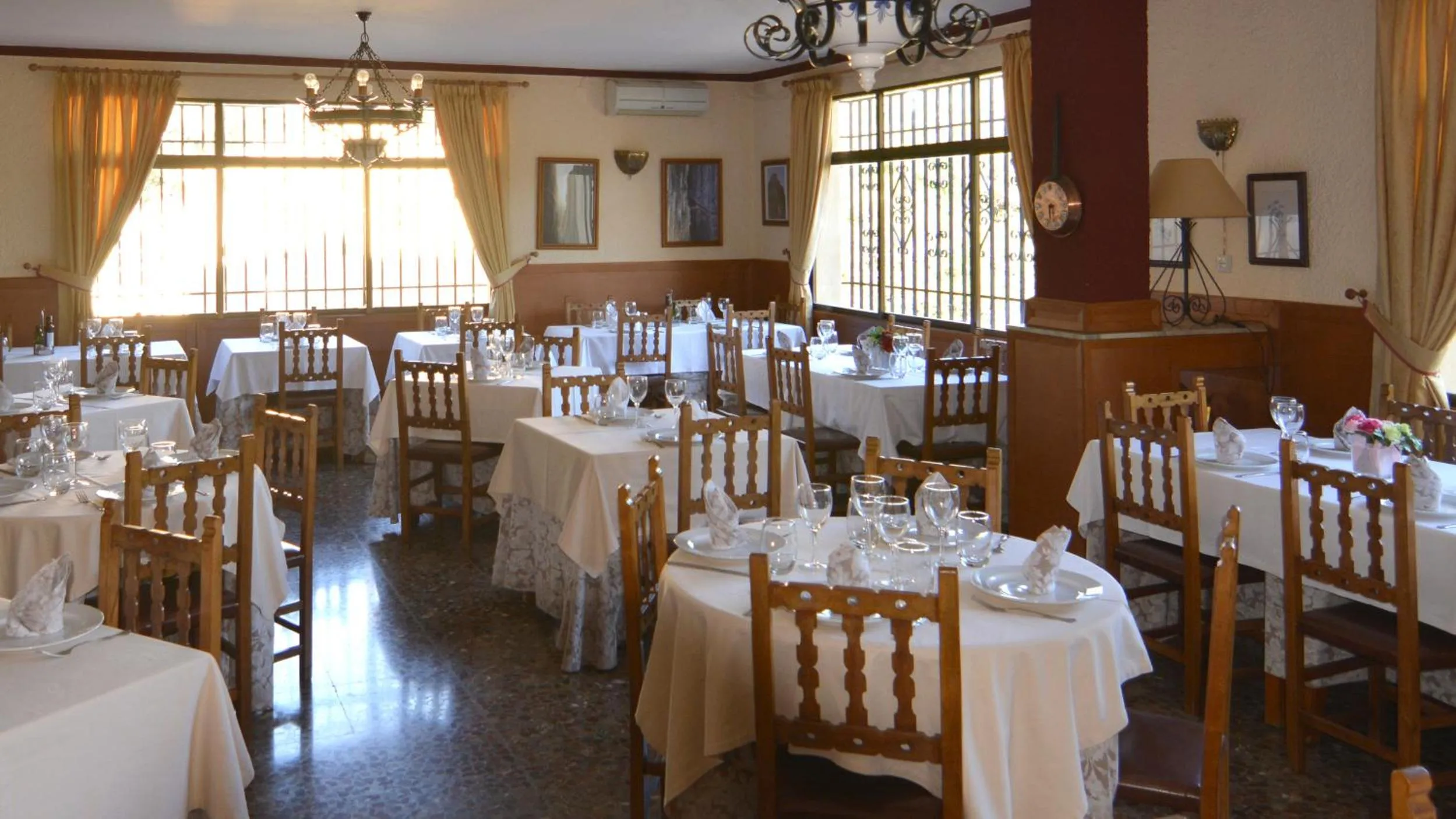 Restaurant/places to eat in La Posada del Conde