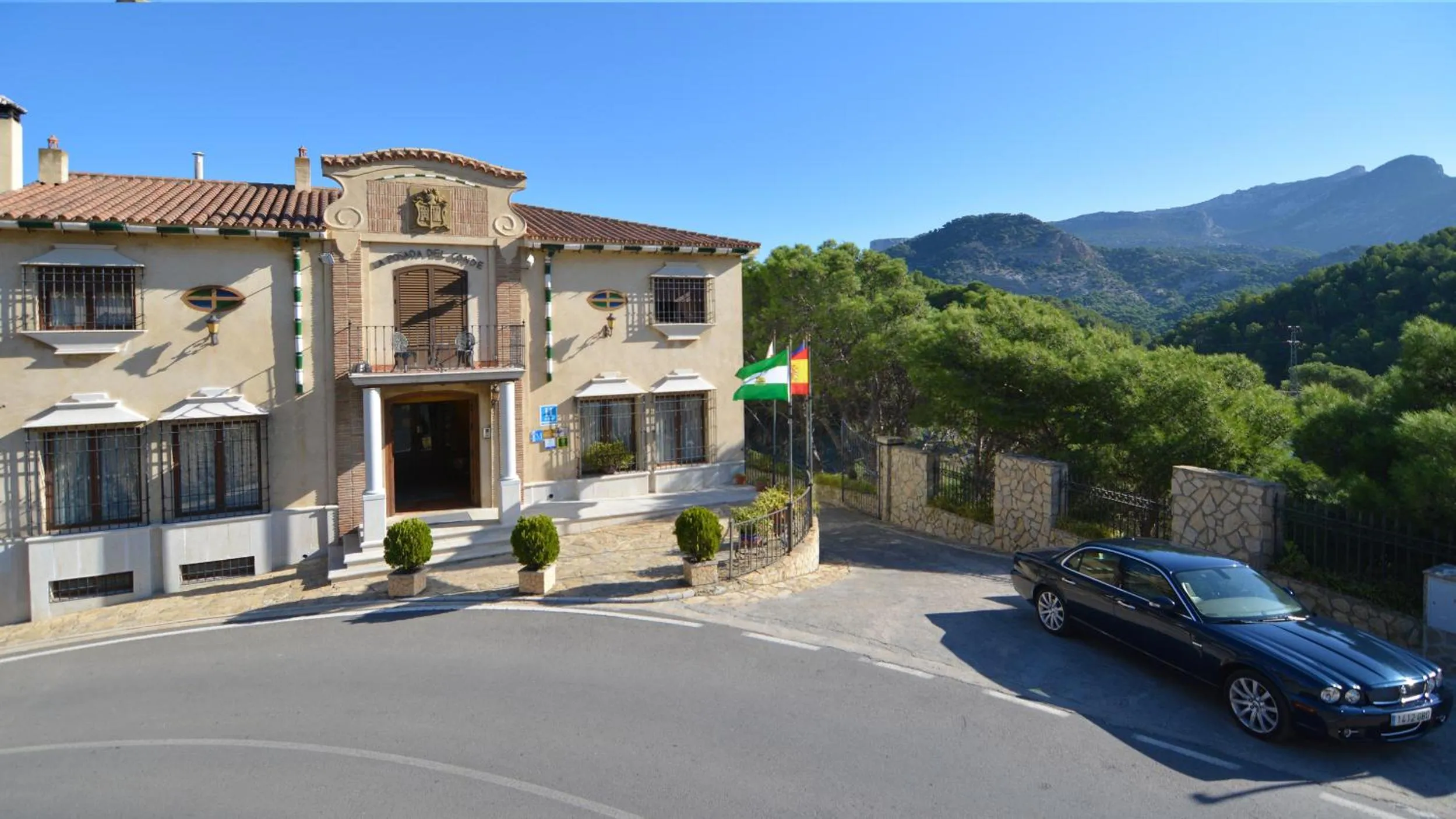 Street view in La Posada del Conde