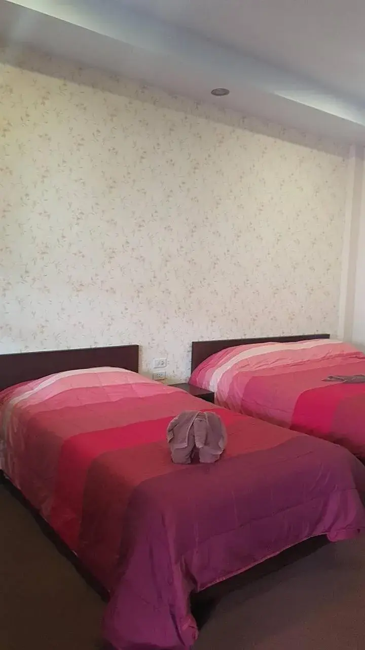 Deluxe Triple Room in Samui platinum hotel Deluxe Triple Room in Samui platinum hotel