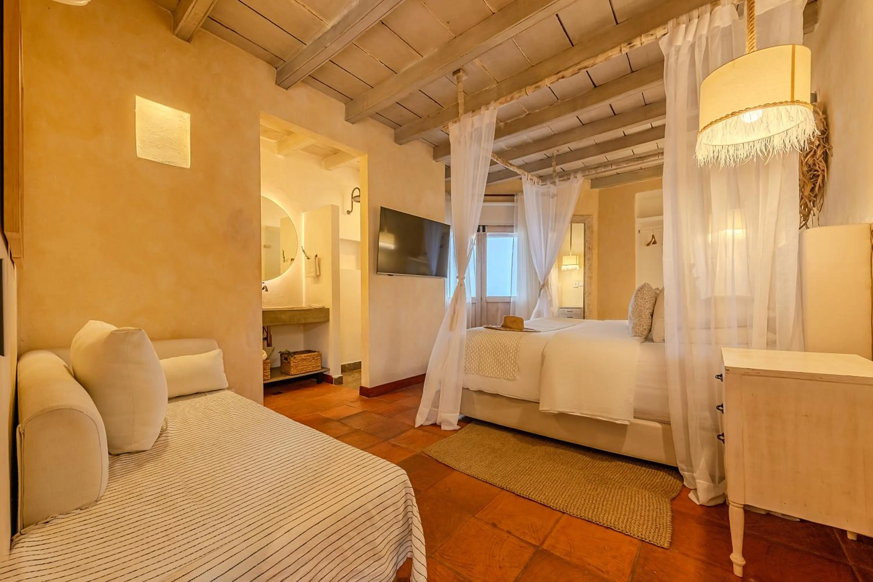 Photo of the whole room, Bed in Moet Cartagena Hotel Boutique Adutls Only