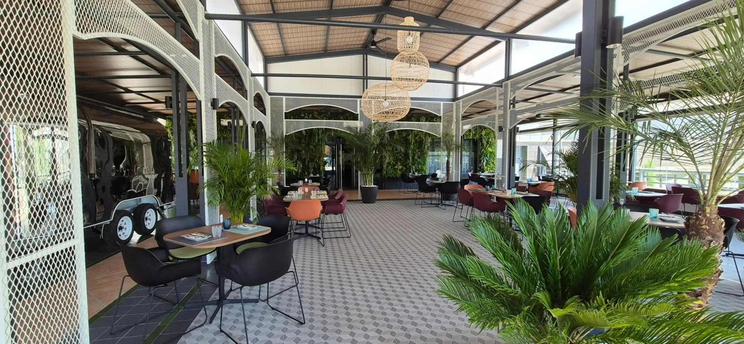 Restaurant/places to eat in Vértice Sevilla Aljarafe Restaurant/places to eat in Vértice Sevilla Aljarafe