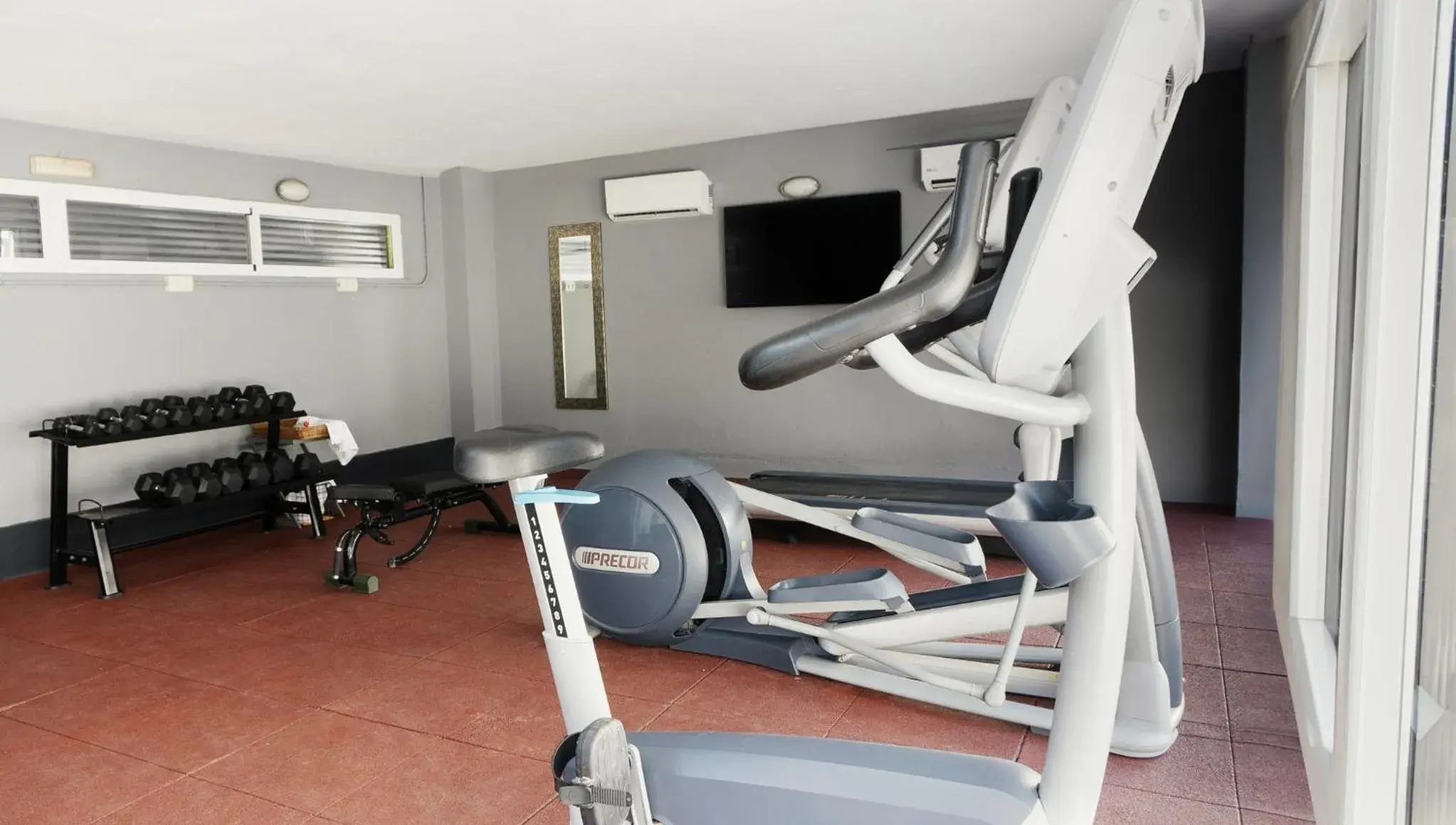 Fitness centre/facilities in Vértice Sevilla Aljarafe Fitness centre/facilities in Vértice Sevilla Aljarafe