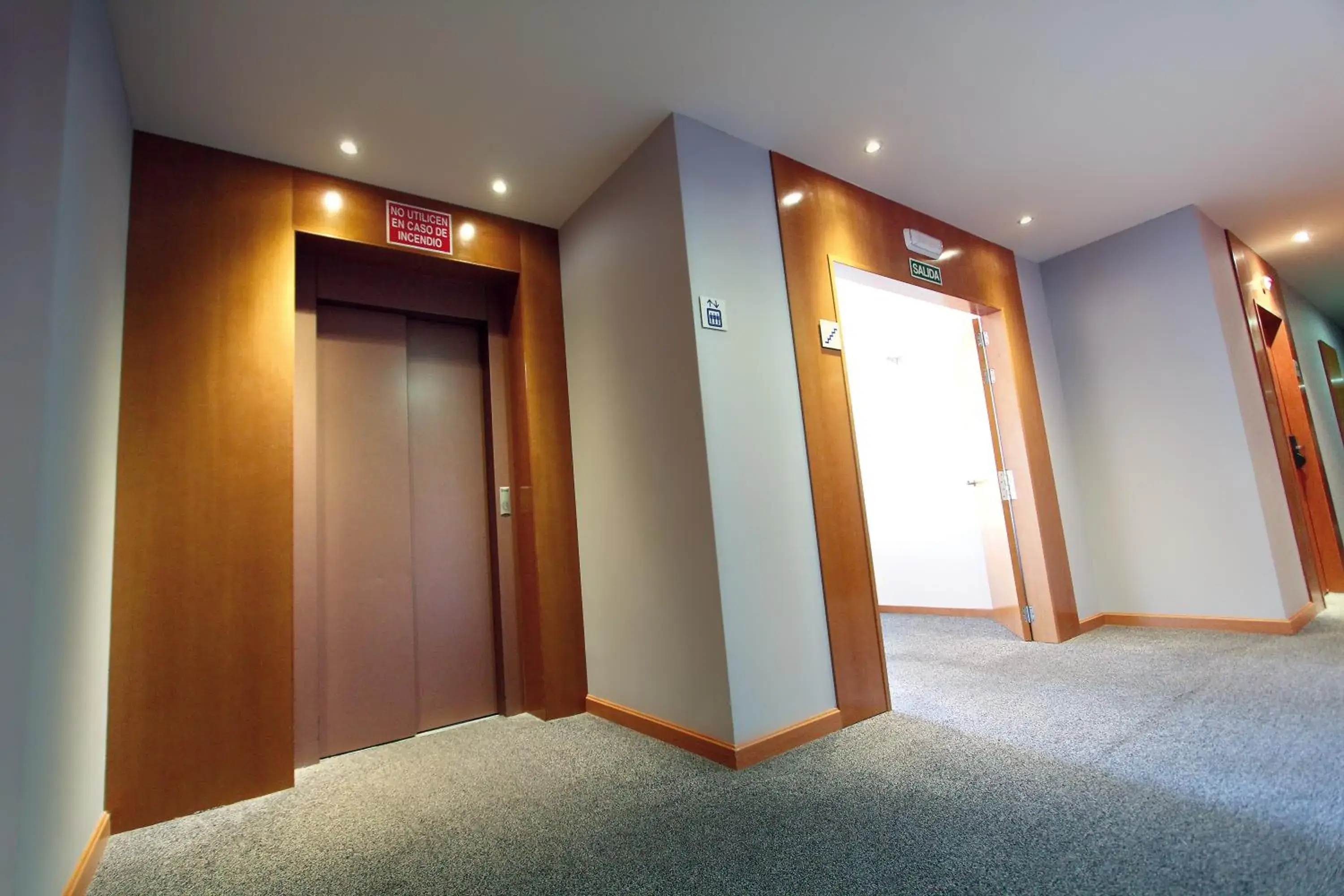 Lobby or reception in Hotel AG Express Elche Lobby or reception in Hotel AG Express Elche