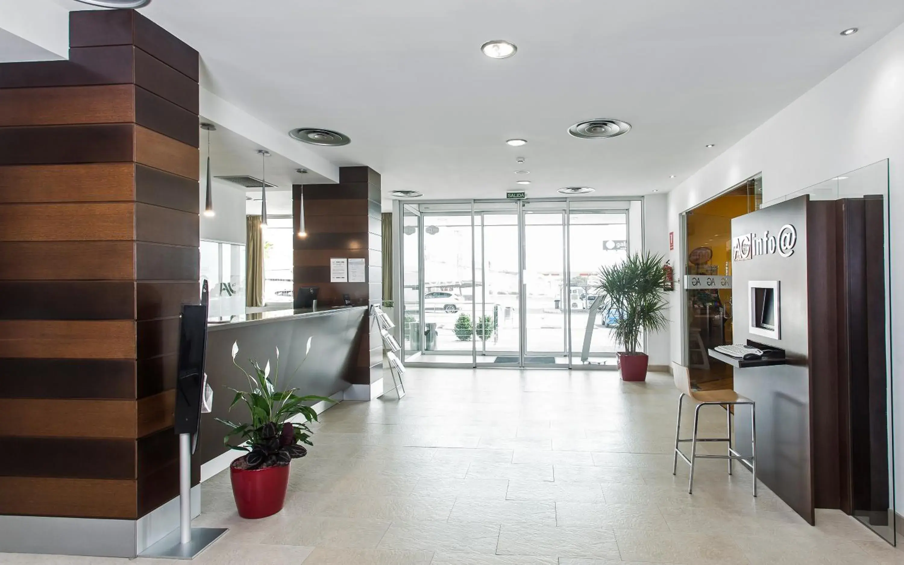 Lobby or reception in Hotel AG Express Elche Lobby or reception in Hotel AG Express Elche