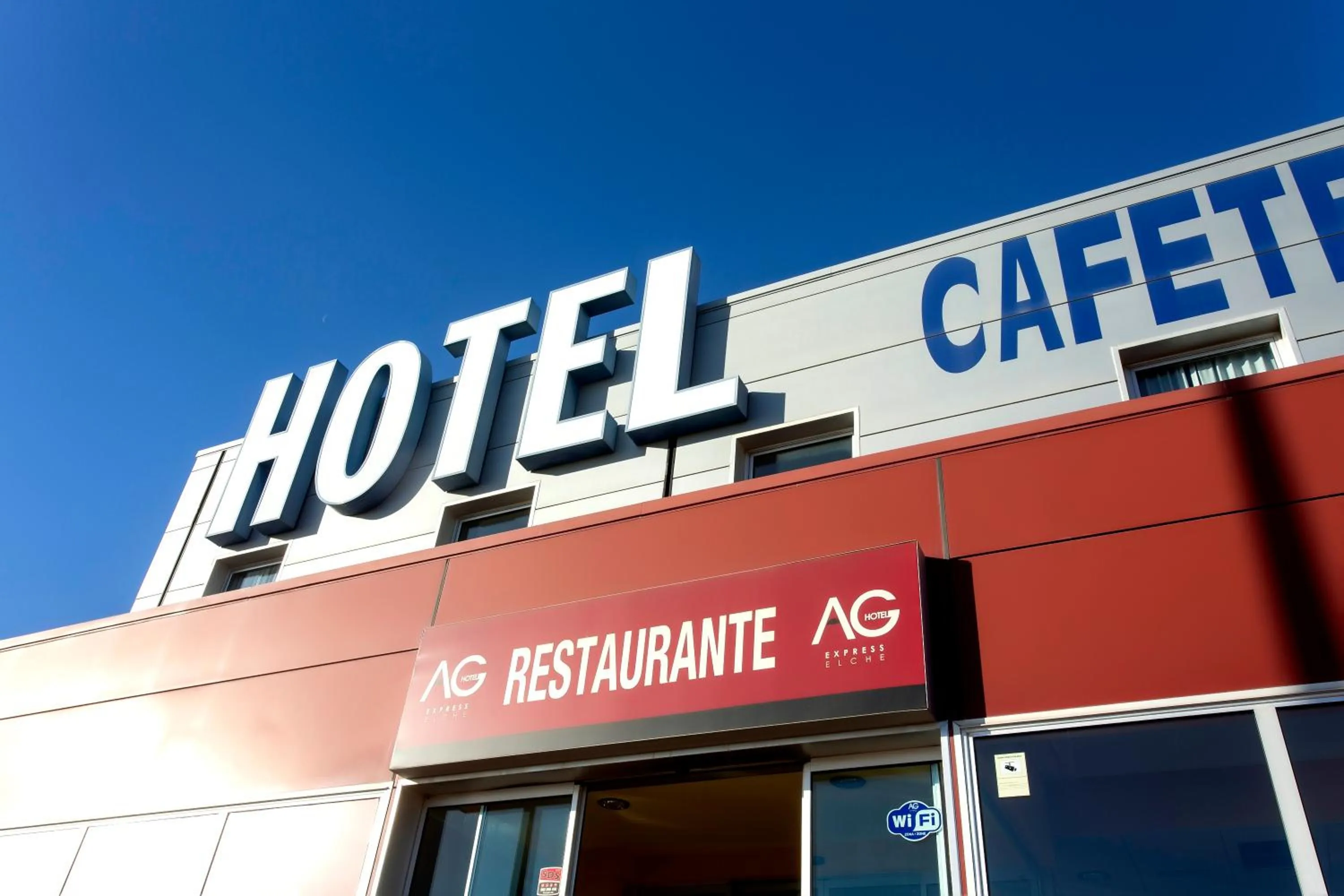 Restaurant/places to eat in Hotel AG Express Elche