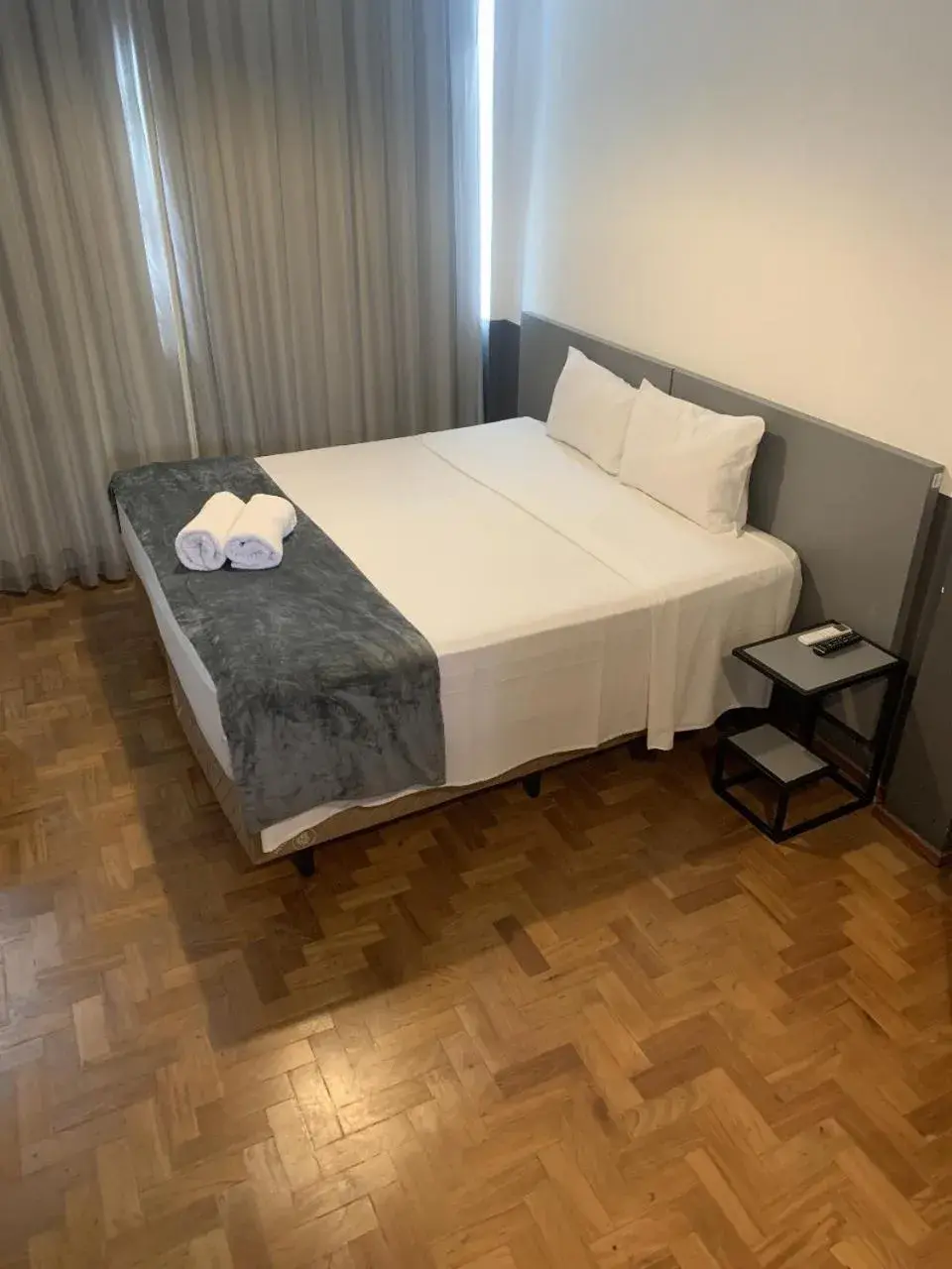 Bed in Samba Belo Horizonte Vintage Bed in Samba Belo Horizonte Vintage