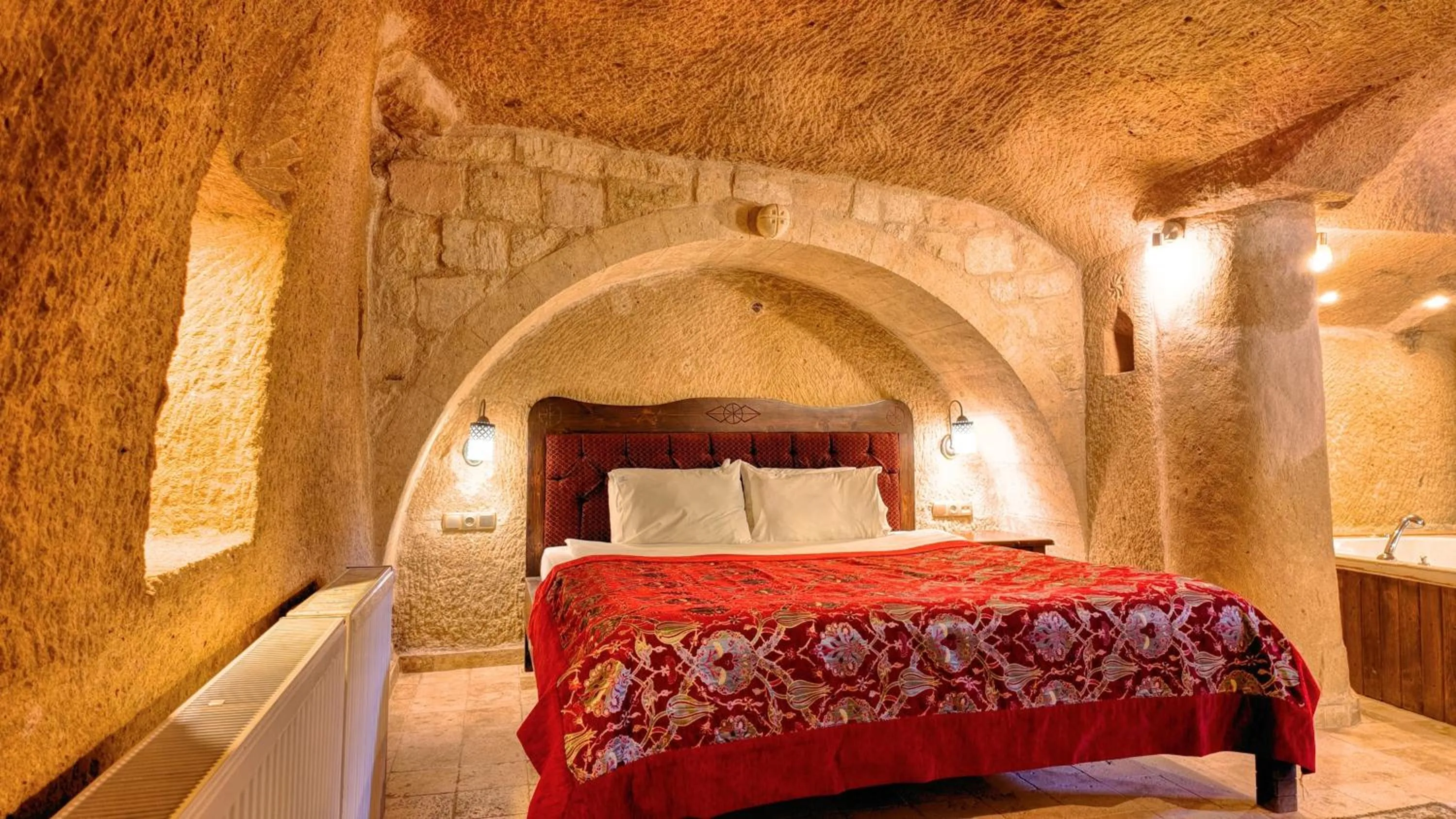 Bed in Shiraz Cave Cappadocia