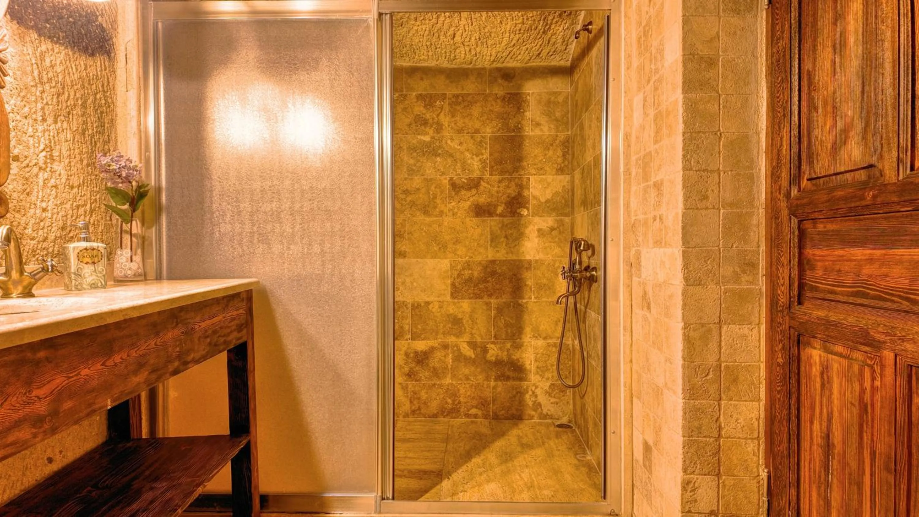 Shower in Shiraz Cave Cappadocia