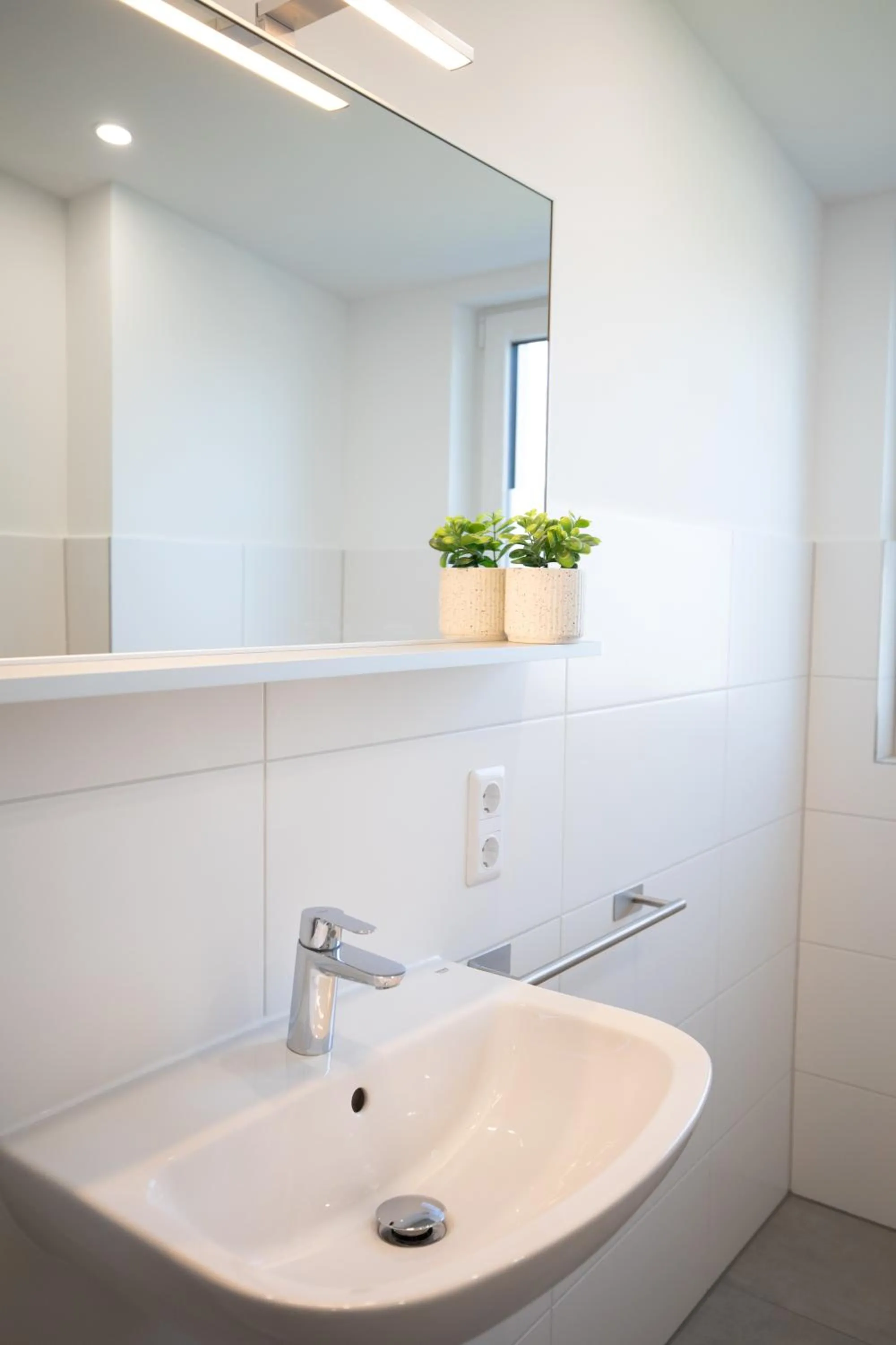 Bathroom in Landhotel Strandallee