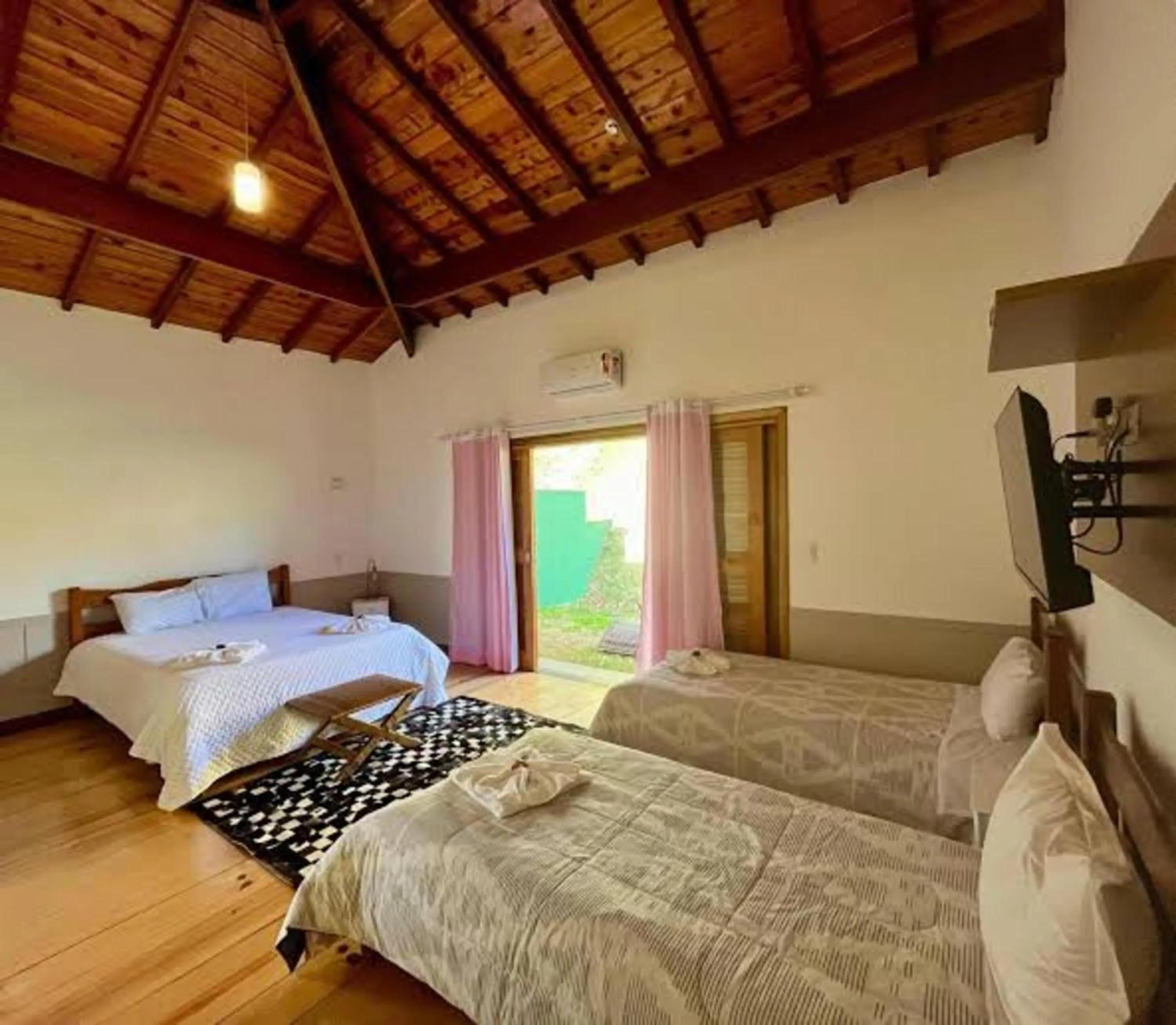 Photo of the whole room, Bed in Hotel Pousada Bella Locanda