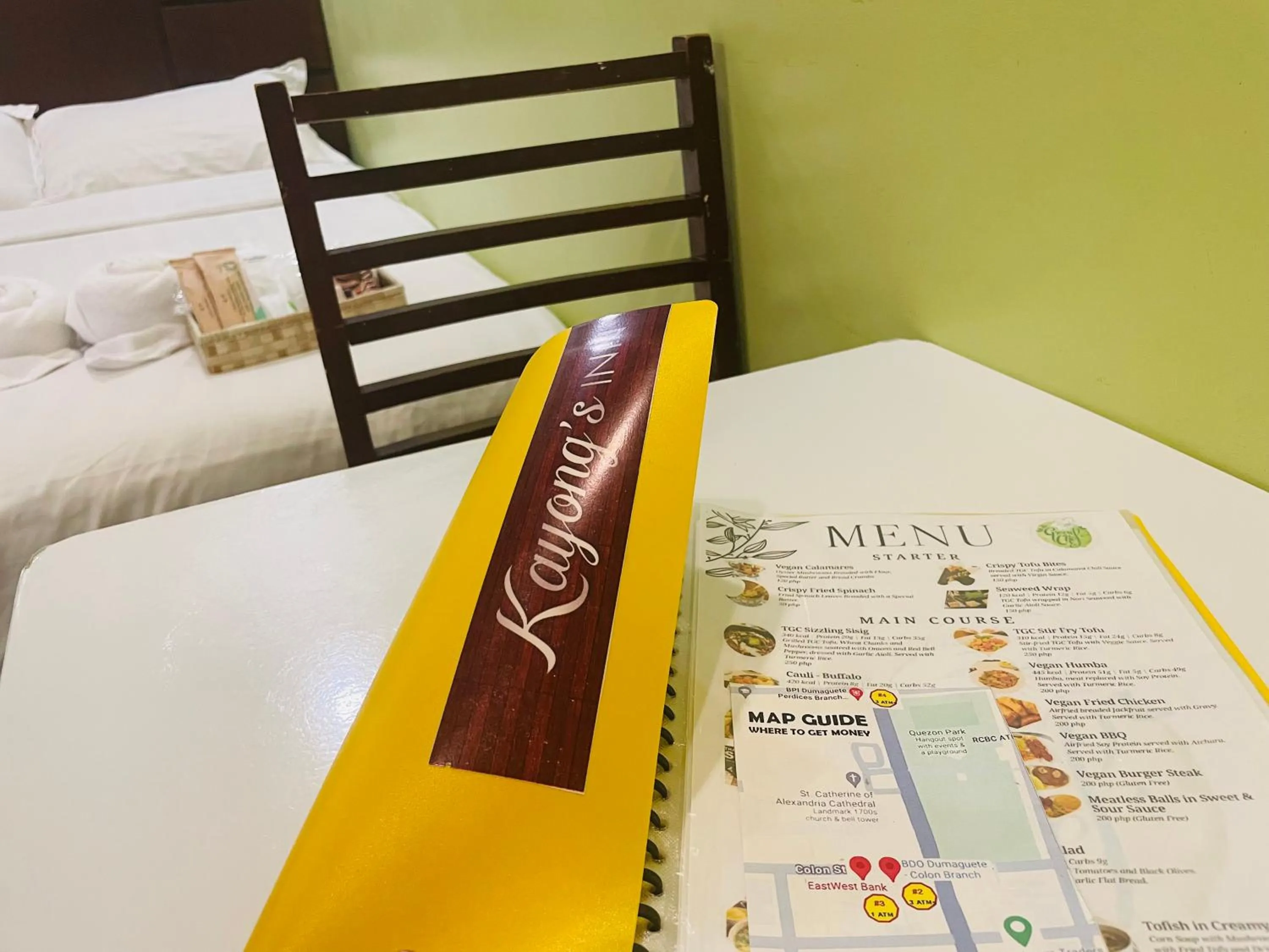 Bedroom, Bed in Kayong's Inn