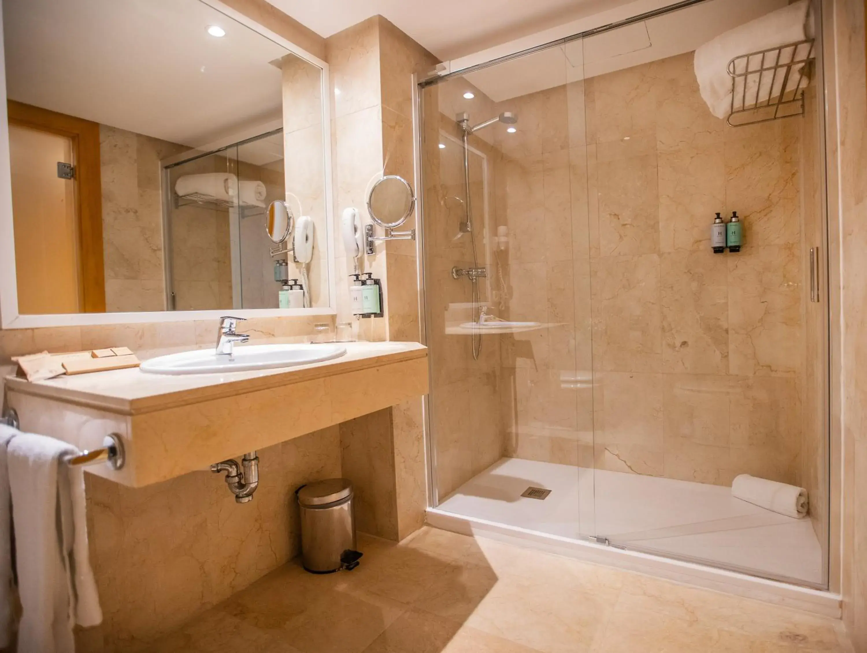 Double Room in Hesperia Ciudad de Mallorca Double Room in Hesperia Ciudad de Mallorca