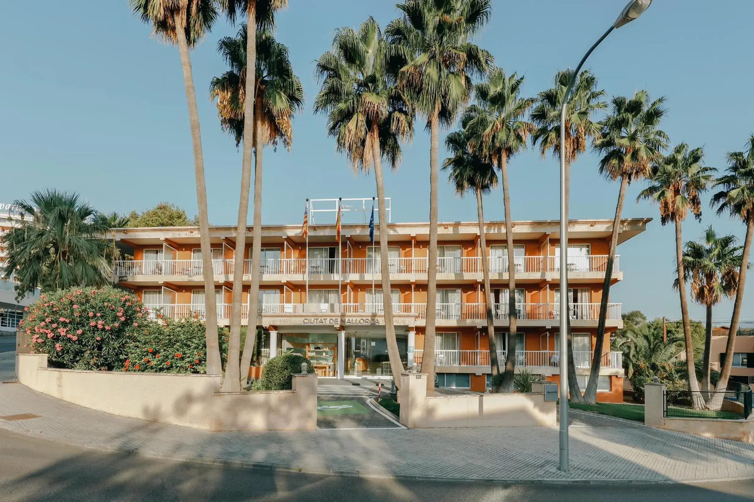 Facade/entrance in Hesperia Ciudad de Mallorca Facade/entrance in Hesperia Ciudad de Mallorca