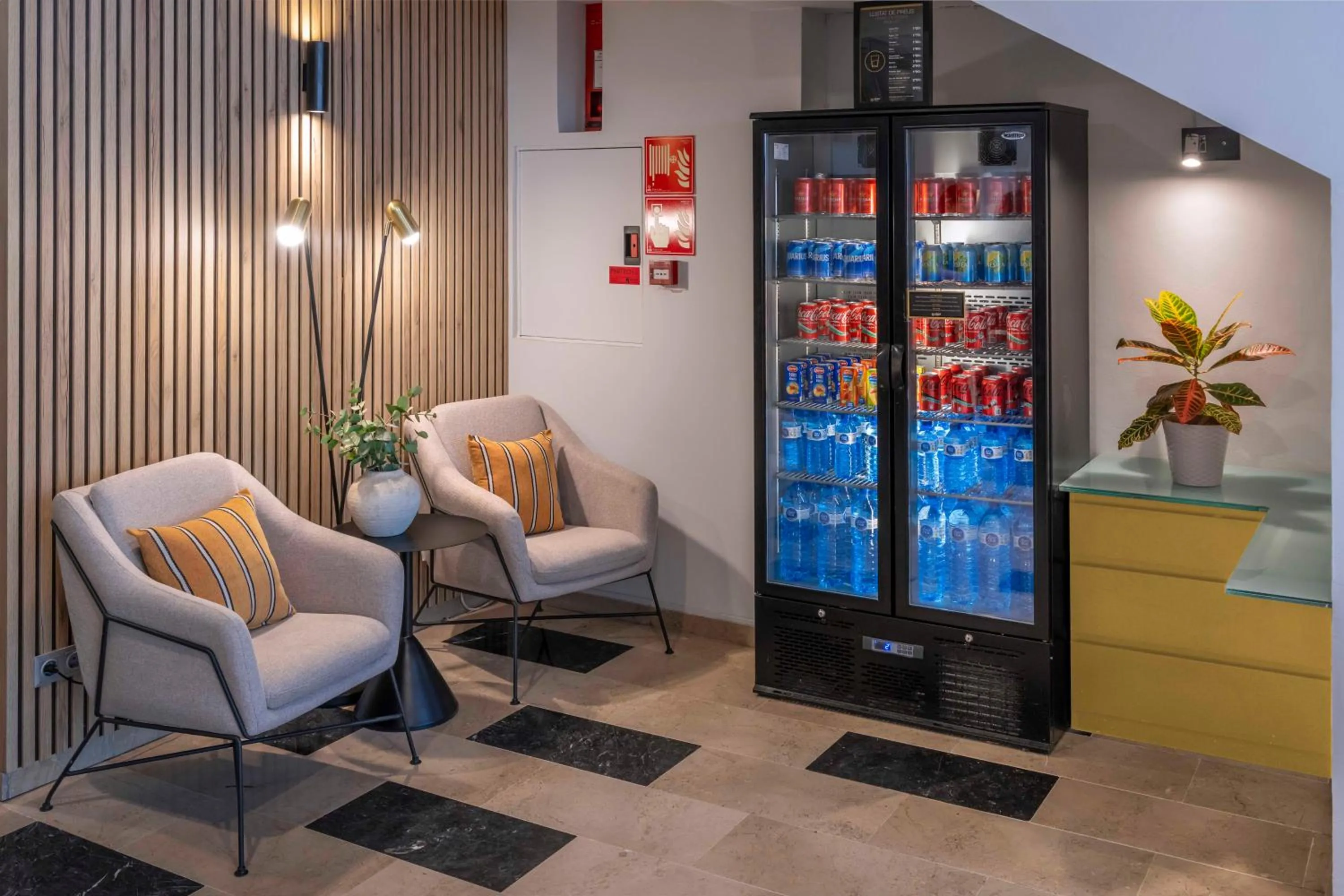 Lobby or reception in Hotel SERHS Del Port