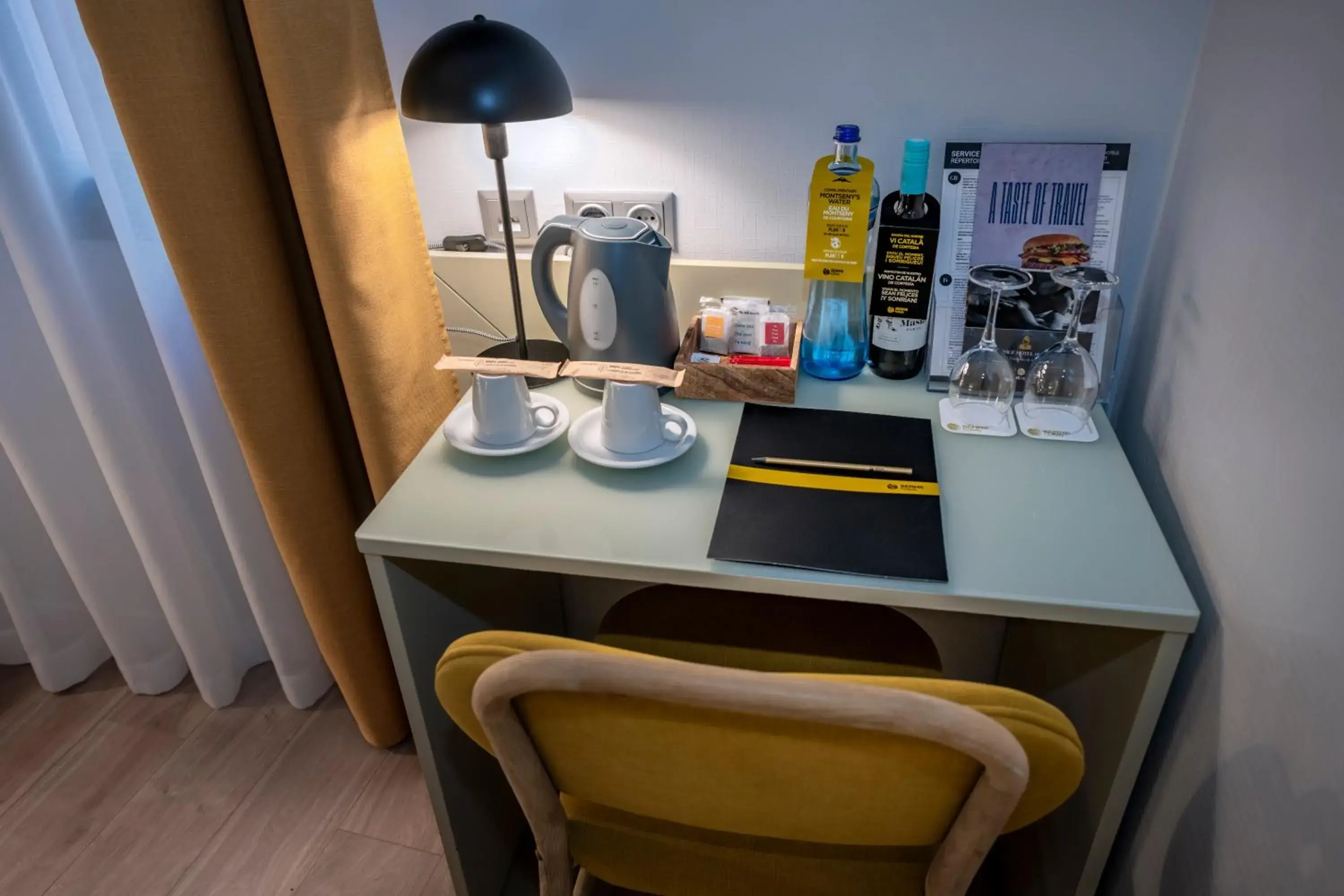 Photo of the whole room in Hotel SERHS Del Port Photo of the whole room in Hotel SERHS Del Port