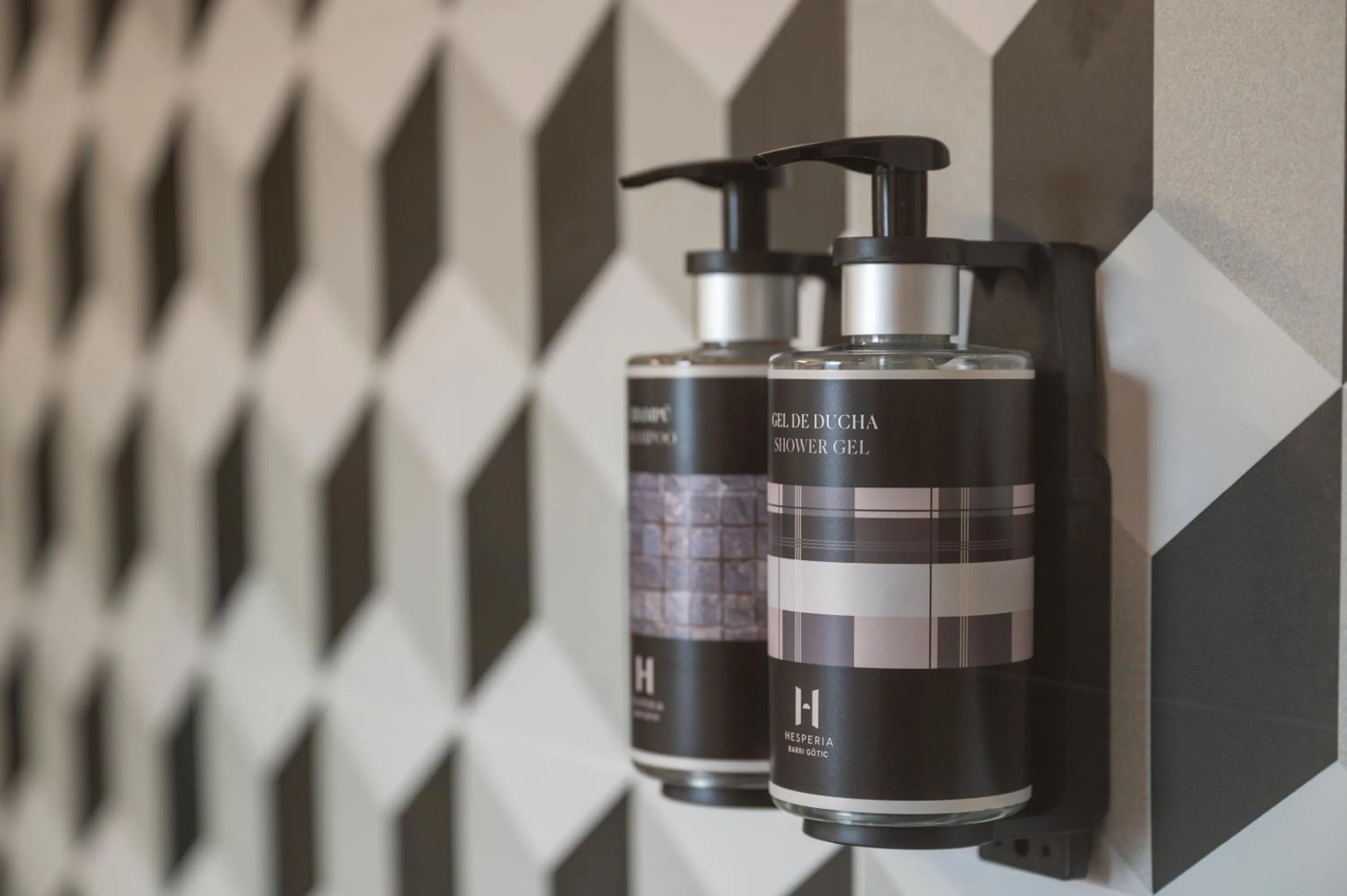 Bathroom in Hesperia Barcelona Barri Gòtic