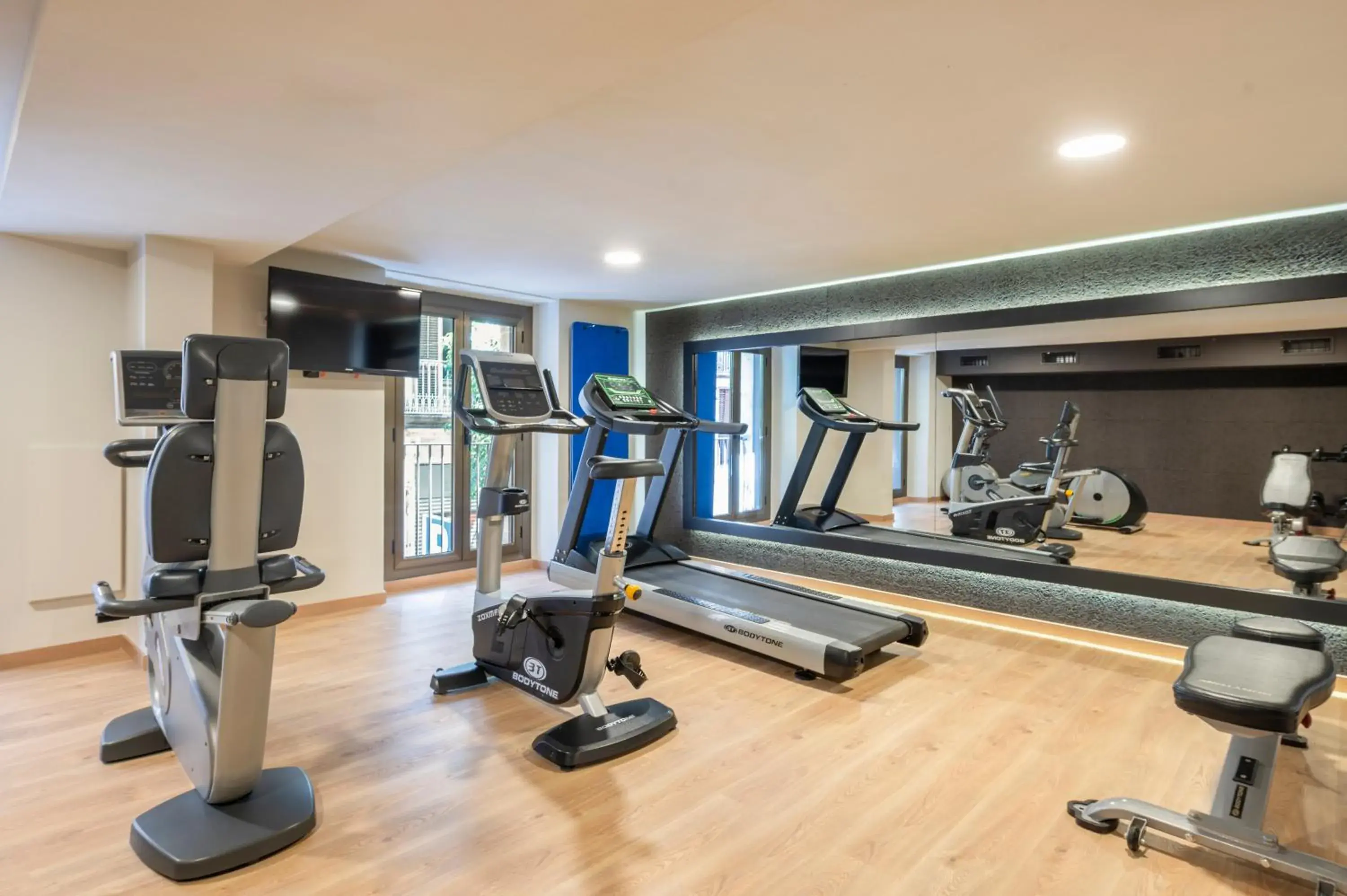 Fitness centre/facilities in Hesperia Barcelona Barri Gòtic Fitness centre/facilities in Hesperia Barcelona Barri Gòtic