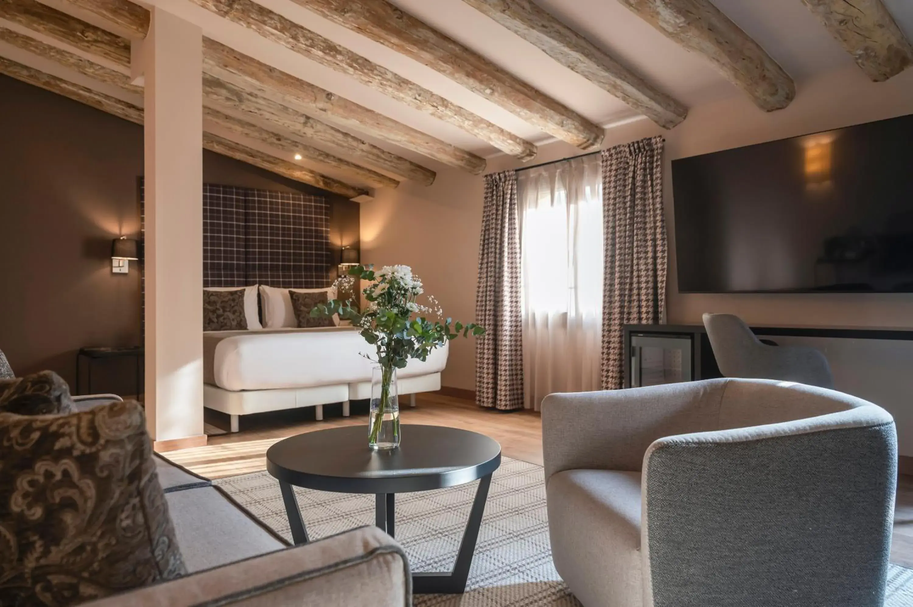 Bedroom in Hesperia Barcelona Barri Gòtic Bedroom in Hesperia Barcelona Barri Gòtic