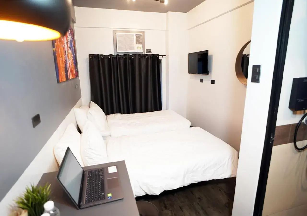 Bed in mySTAY Hotel BGC West Bed in mySTAY Hotel BGC West