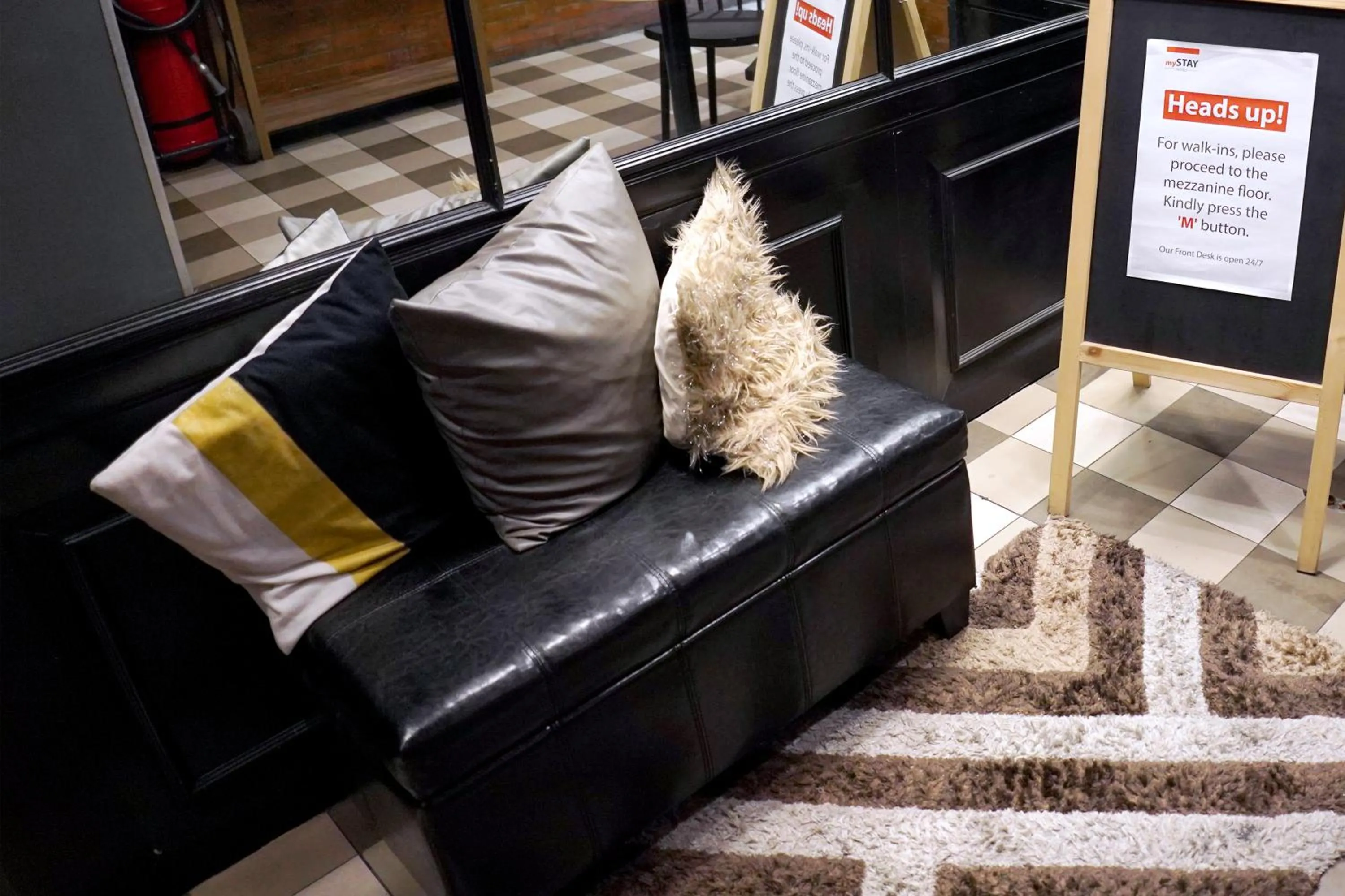 Lobby or reception in mySTAY Hotel BGC West