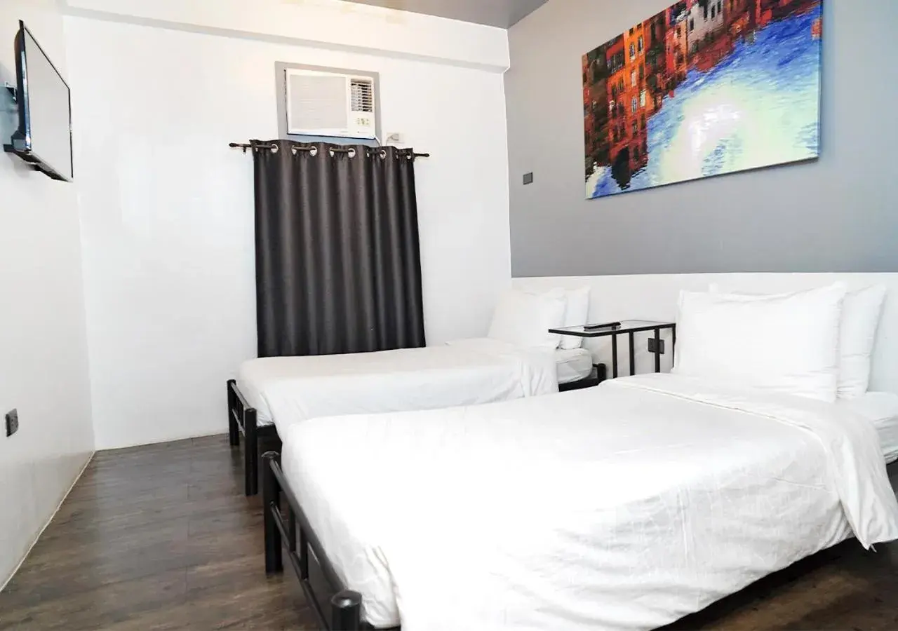 Bed in mySTAY Hotel BGC North Bed in mySTAY Hotel BGC North