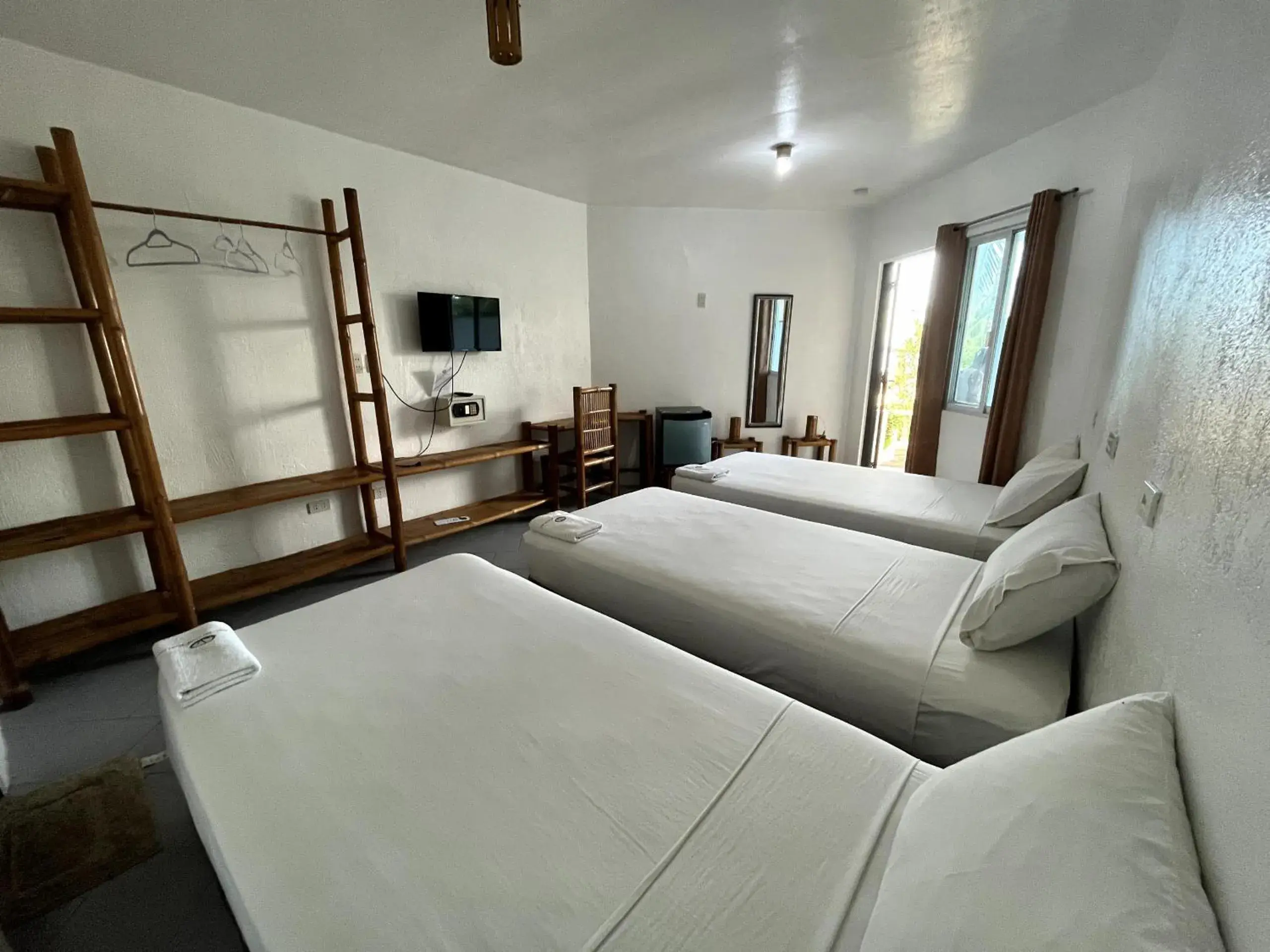 Photo of the whole room, Bed in Ocean Bay Beach Resort Photo of the whole room, Bed in Ocean Bay Beach Resort