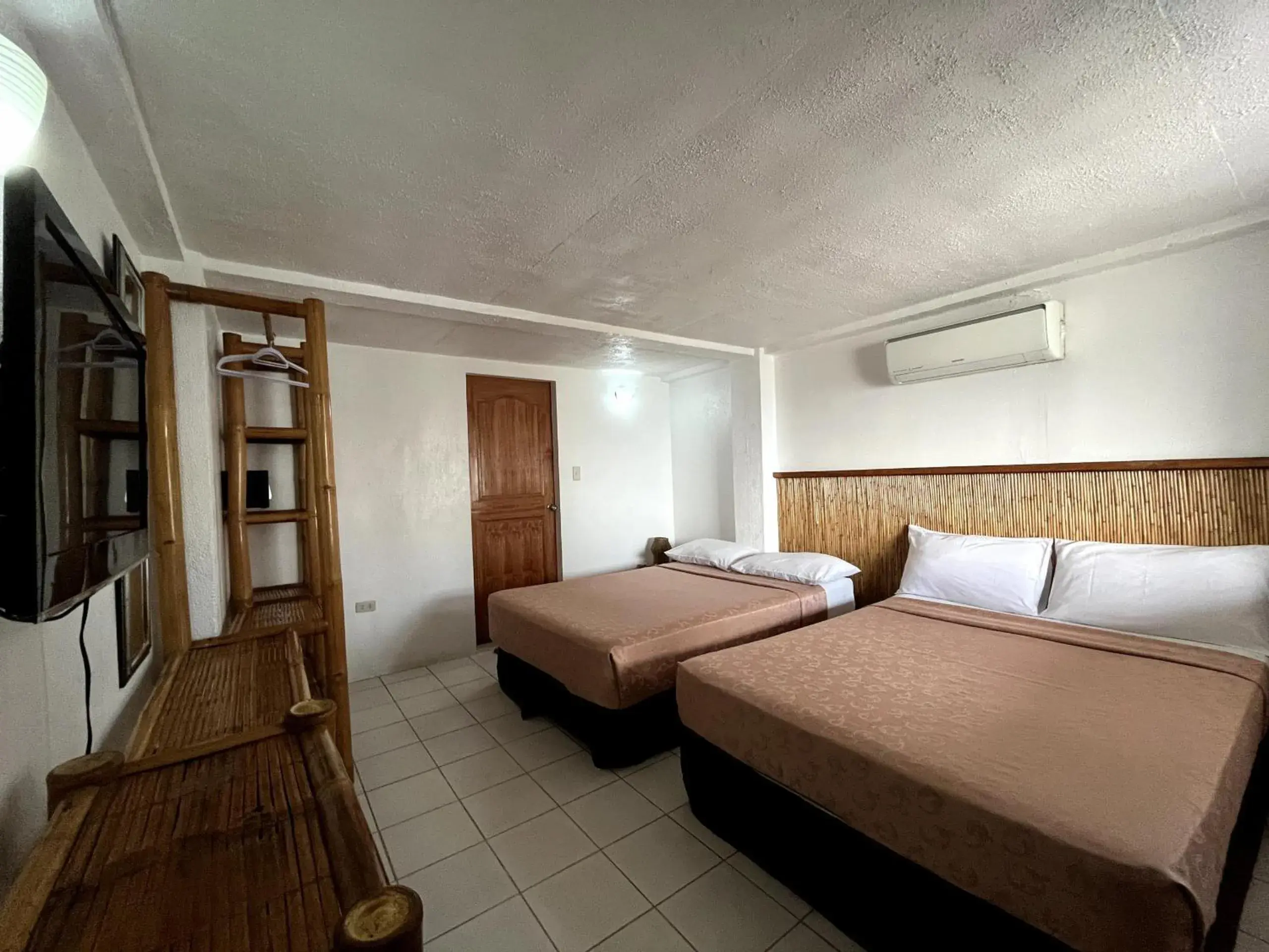Photo of the whole room, Bed in Ocean Bay Beach Resort Photo of the whole room, Bed in Ocean Bay Beach Resort