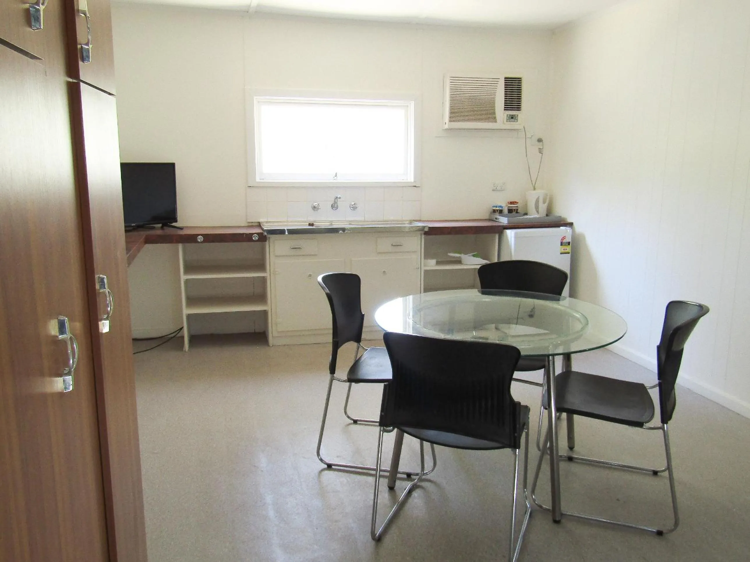 Kitchen or kitchenette in Tinman Roadhouse