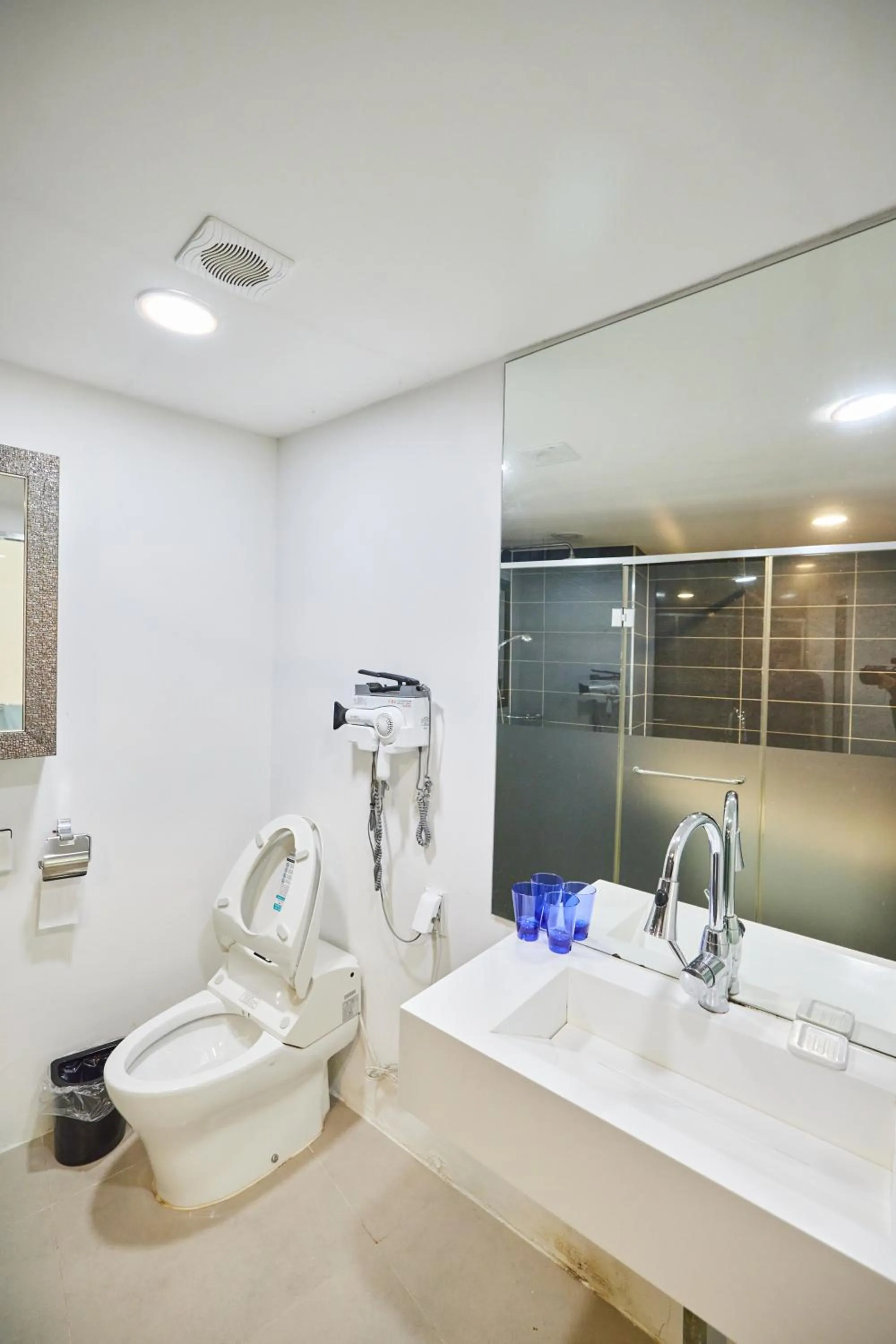 Bathroom in YJ Hotel