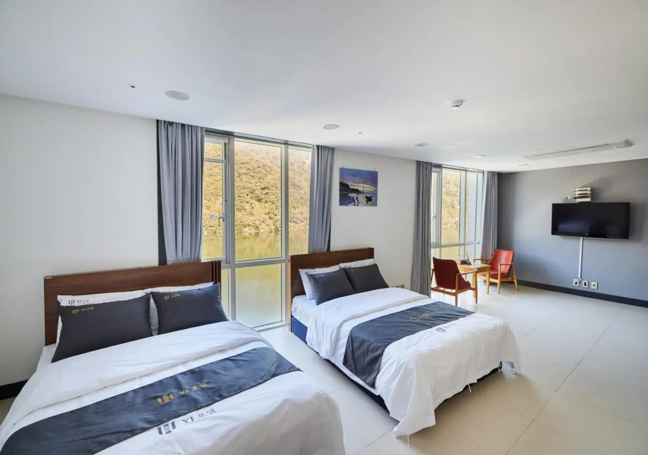 Bedroom in YJ Hotel