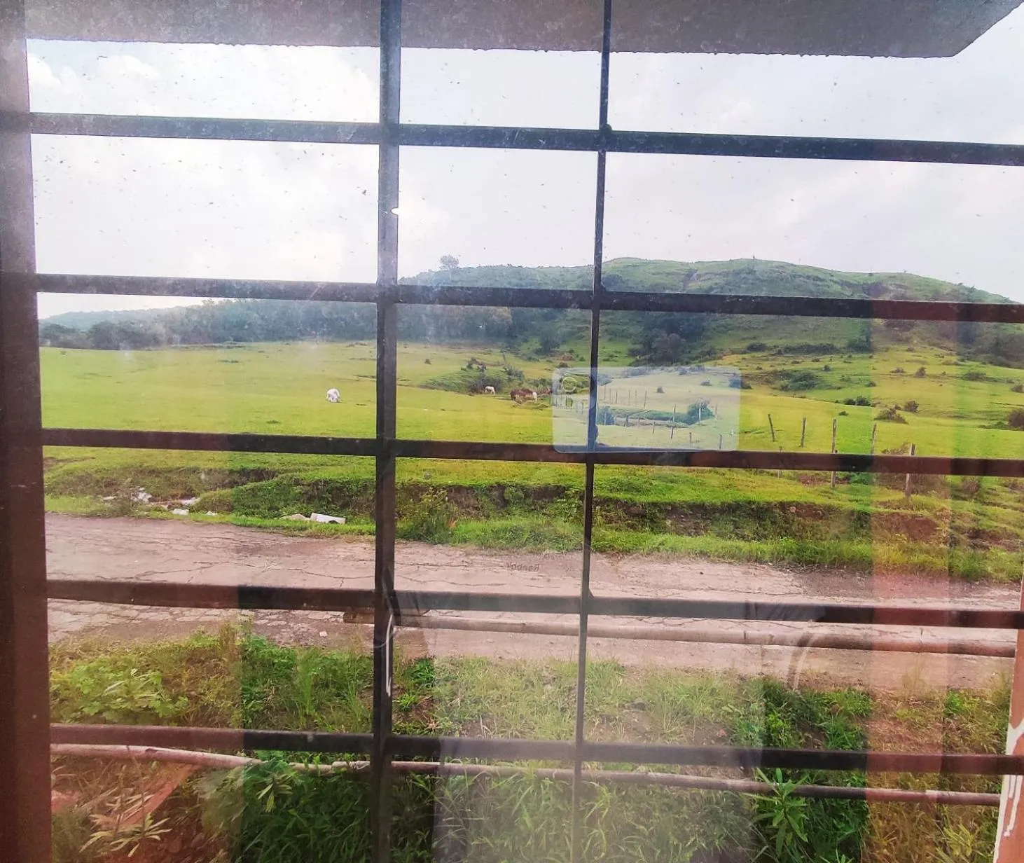 Mountain view in Club Shandilya- Cheerful 3BR villa in Nature Lap