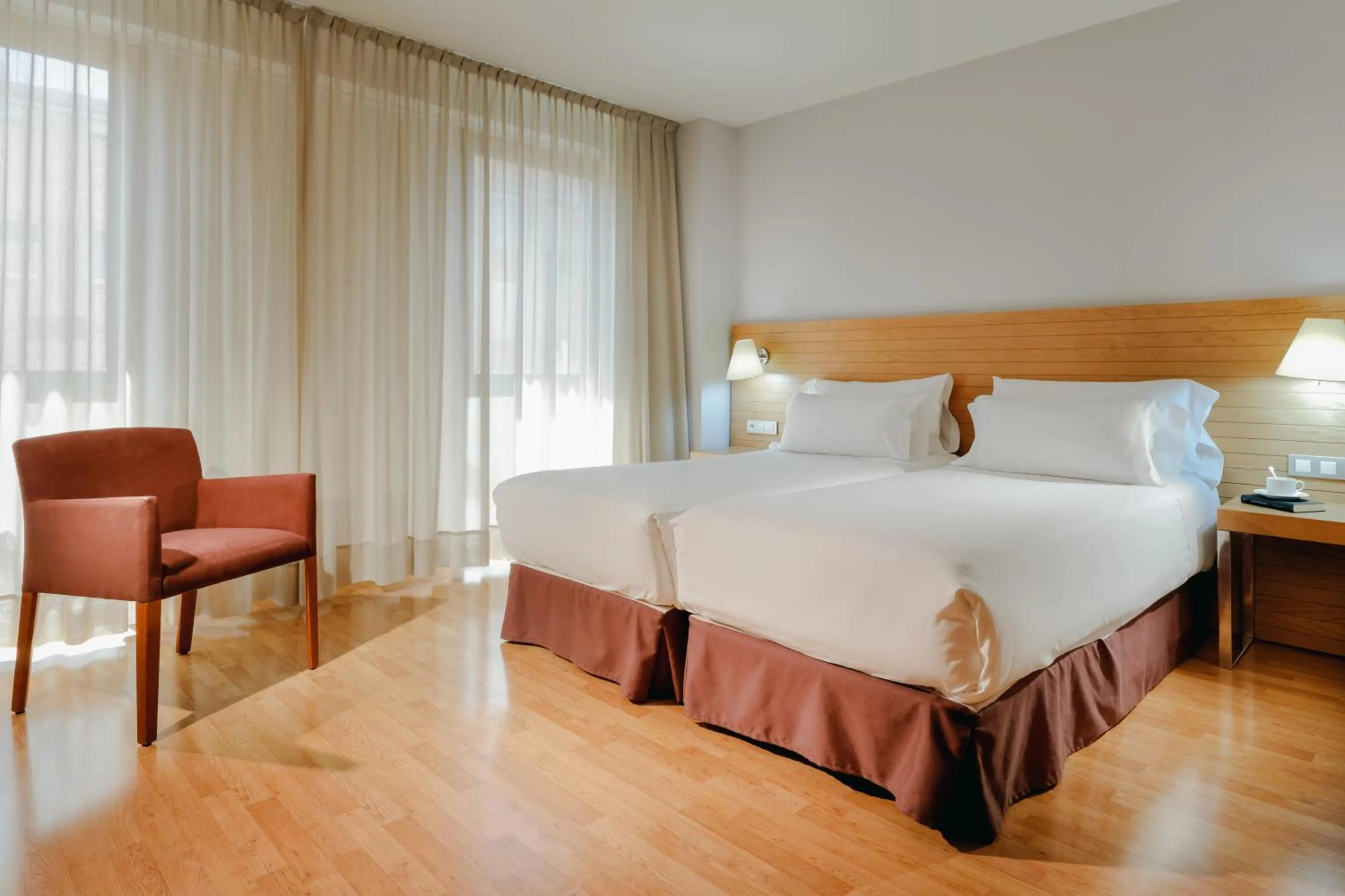 Bed in Hesperia Zaragoza Centro