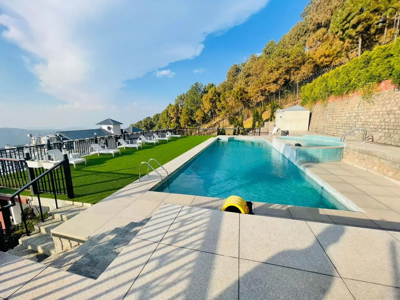 Swimming pool in Rosetum Kasauli Swimming pool in Rosetum Kasauli