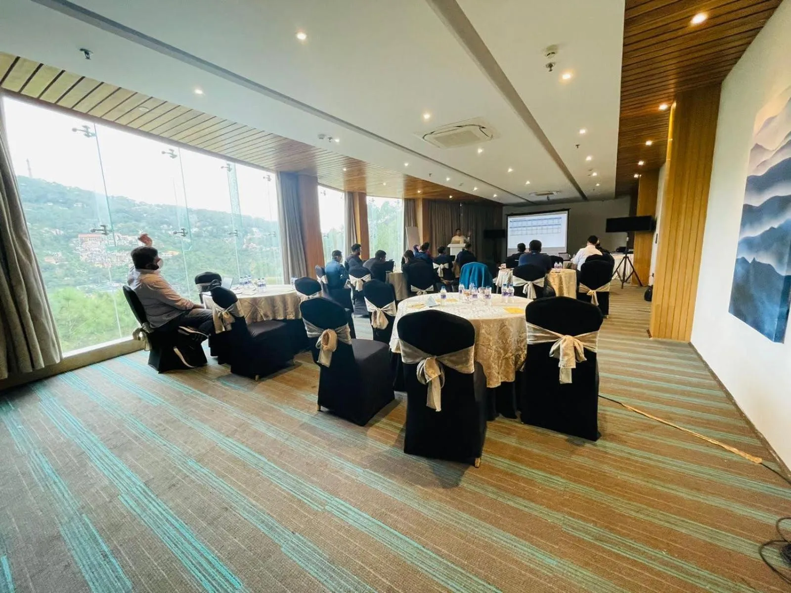 Banquet/Function facilities in Rosetum Kasauli