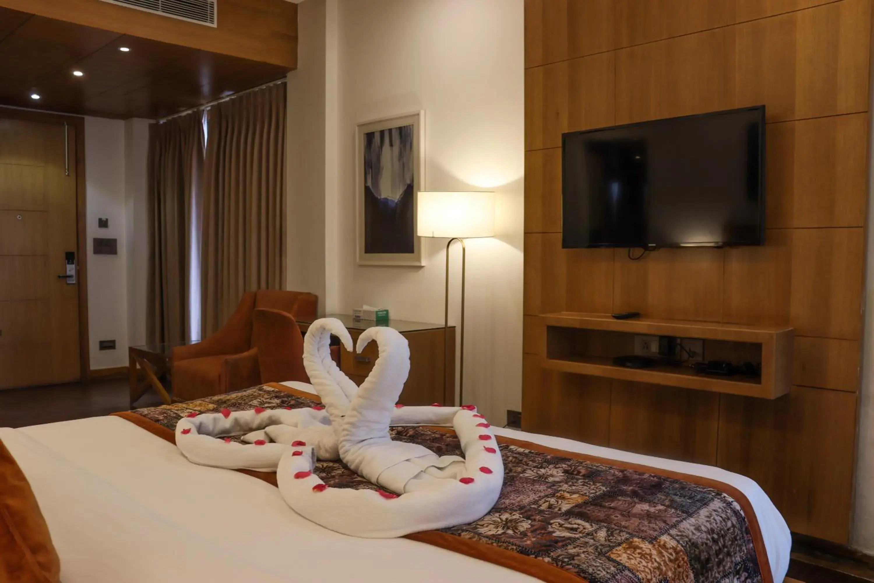 Bed in Rosetum Kasauli Bed in Rosetum Kasauli