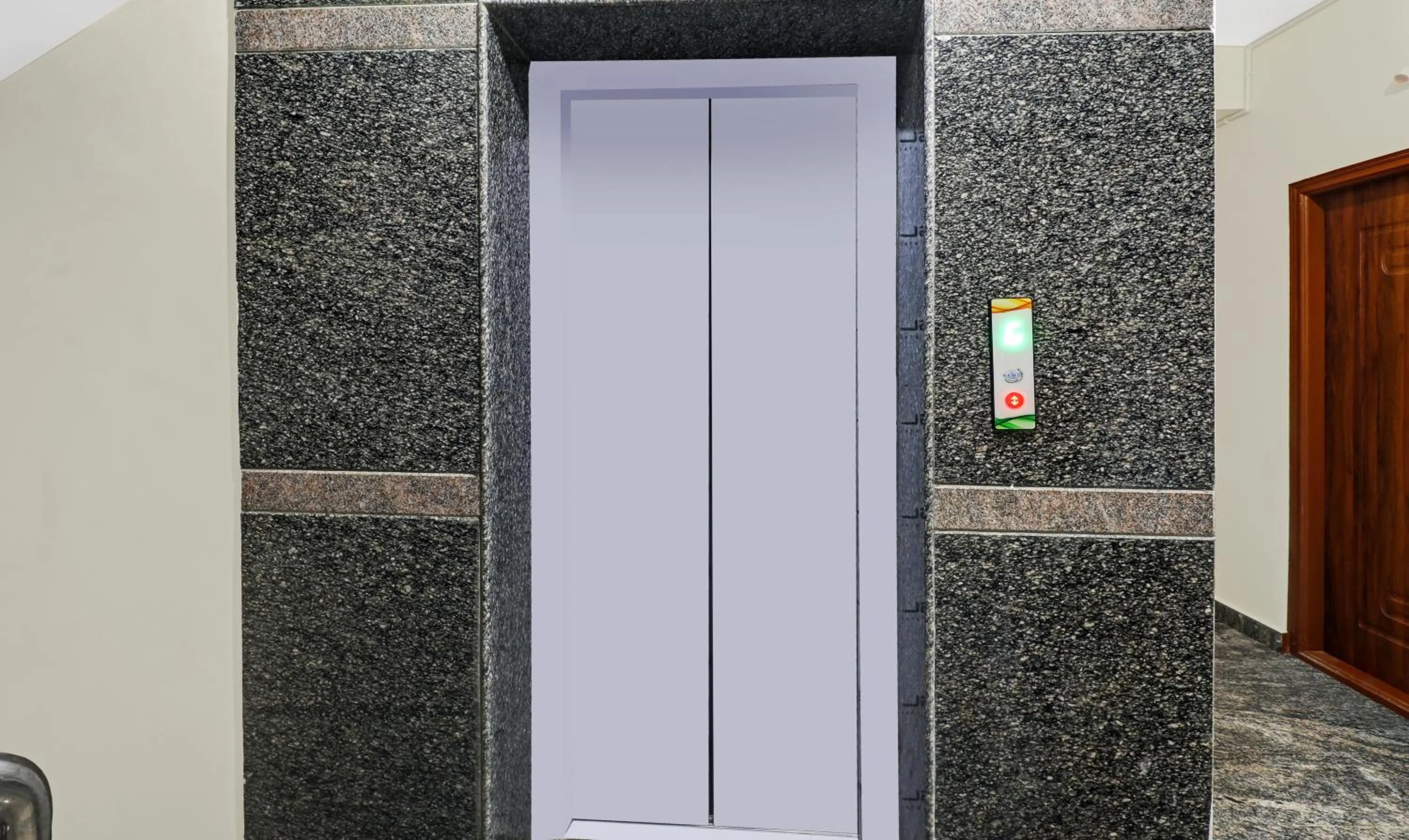 elevator in Treebo SLN Heritage