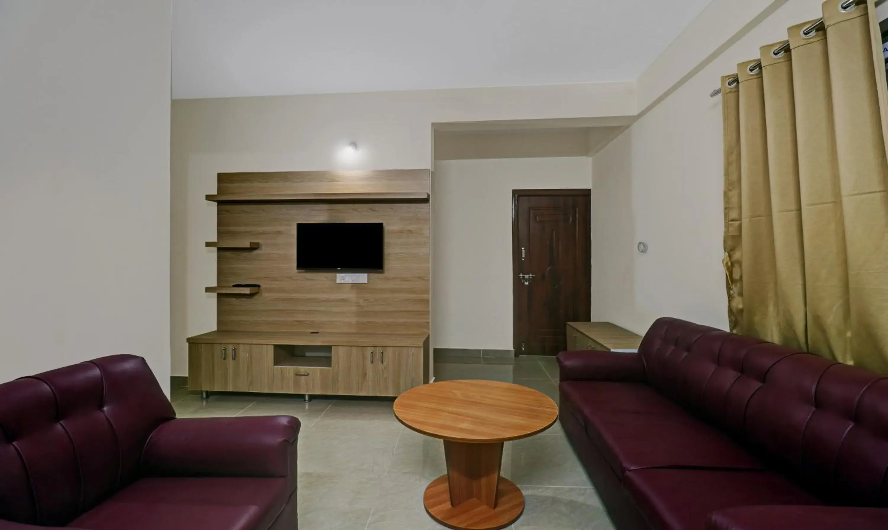 Bedroom in Treebo SLN Heritage Bedroom in Treebo SLN Heritage