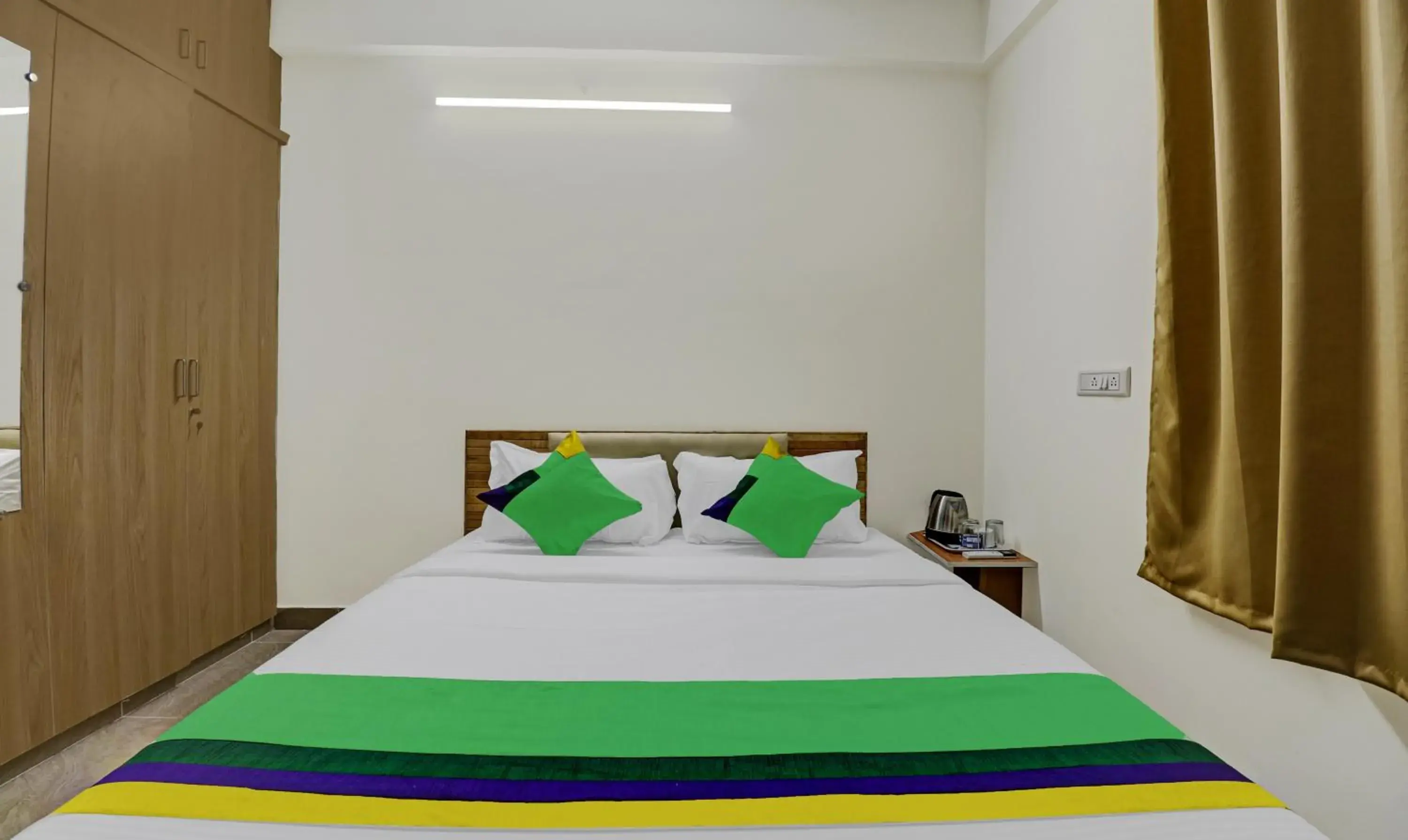 Bedroom, Bed in Treebo SLN Heritage Bedroom, Bed in Treebo SLN Heritage