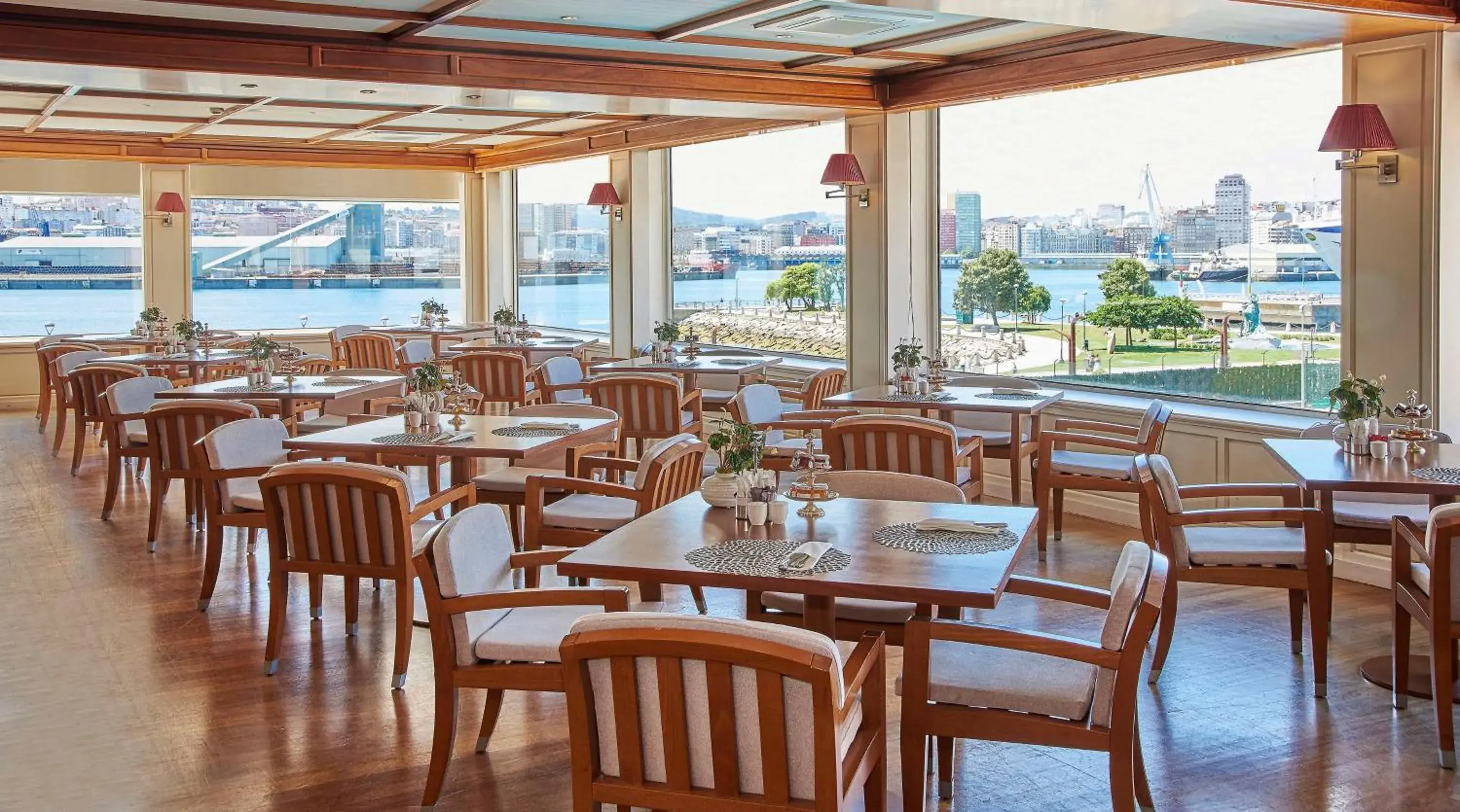 Restaurant/places to eat in NH Collection A Coruña Finisterre Restaurant/places to eat in NH Collection A Coruña Finisterre