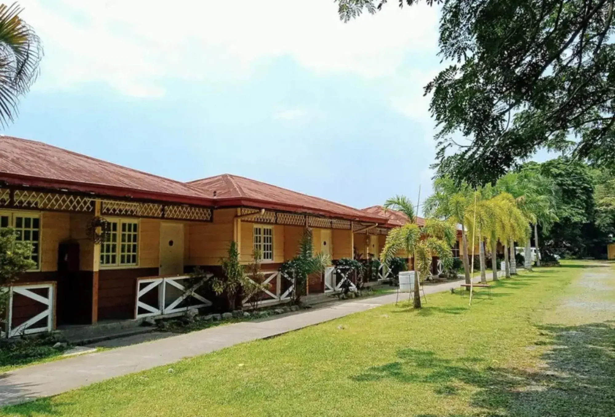 Property building in La Vista Pansol Resort Complex by RedDoorz Property building in La Vista Pansol Resort Complex by RedDoorz