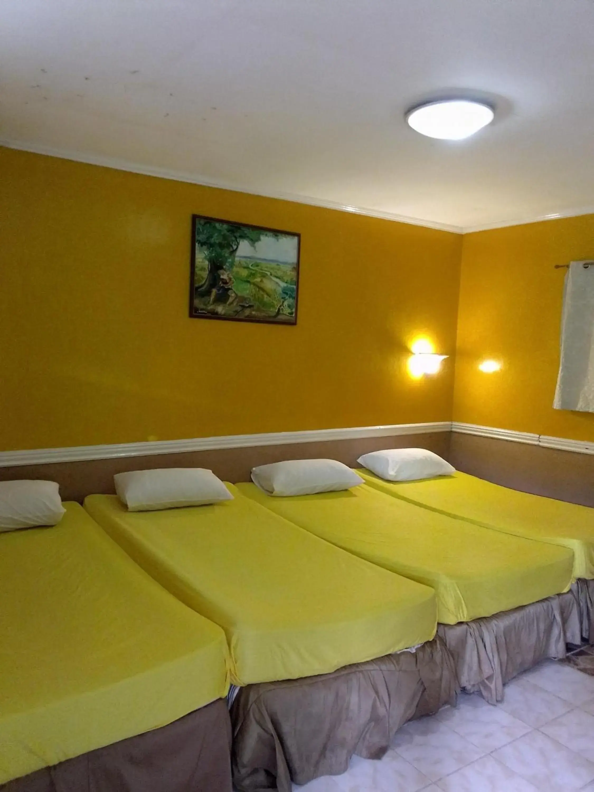 Bed in La Vista Pansol Resort Complex by RedDoorz Bed in La Vista Pansol Resort Complex by RedDoorz