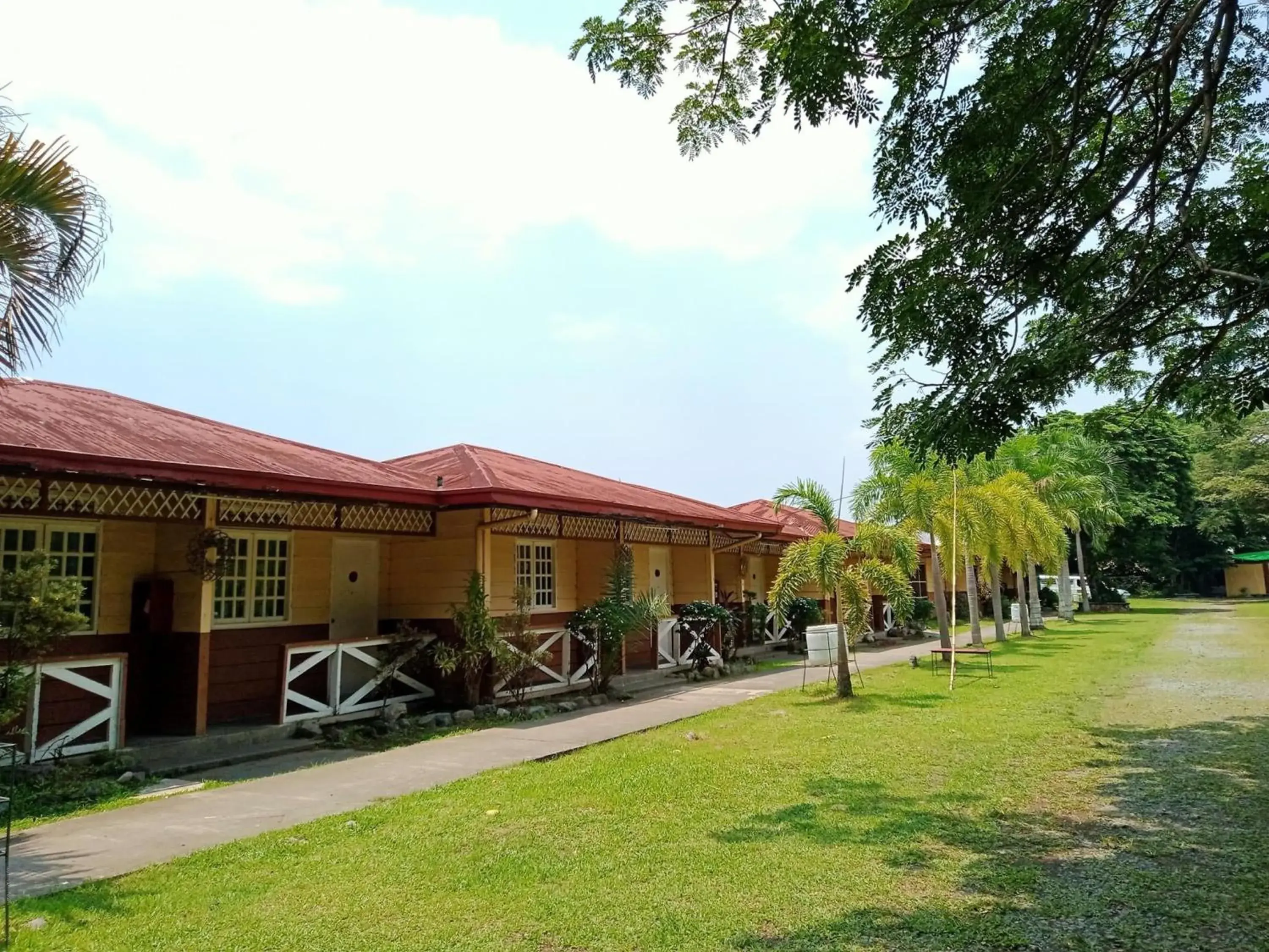 Property building in La Vista Pansol Resort Complex by RedDoorz Property building in La Vista Pansol Resort Complex by RedDoorz