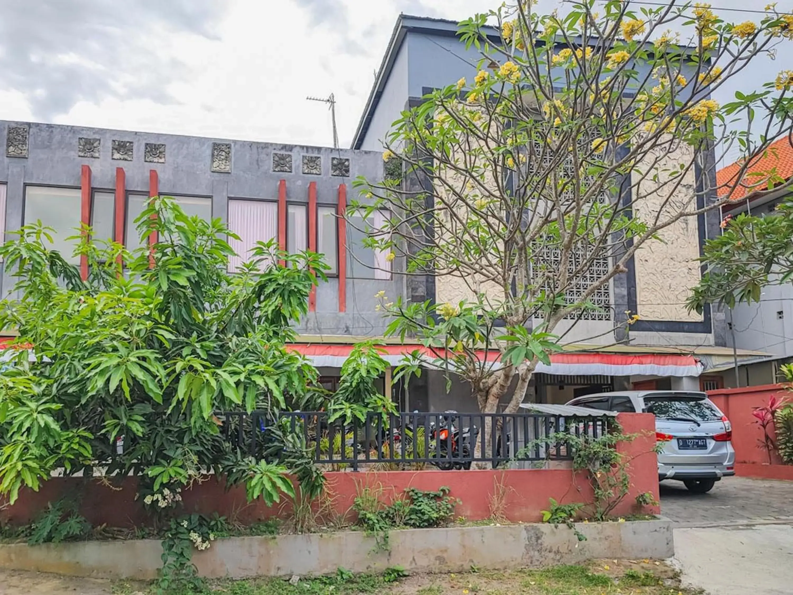 Property building in KoolKost @ Gatot Subroto Timur Denpasar Property building in KoolKost @ Gatot Subroto Timur Denpasar