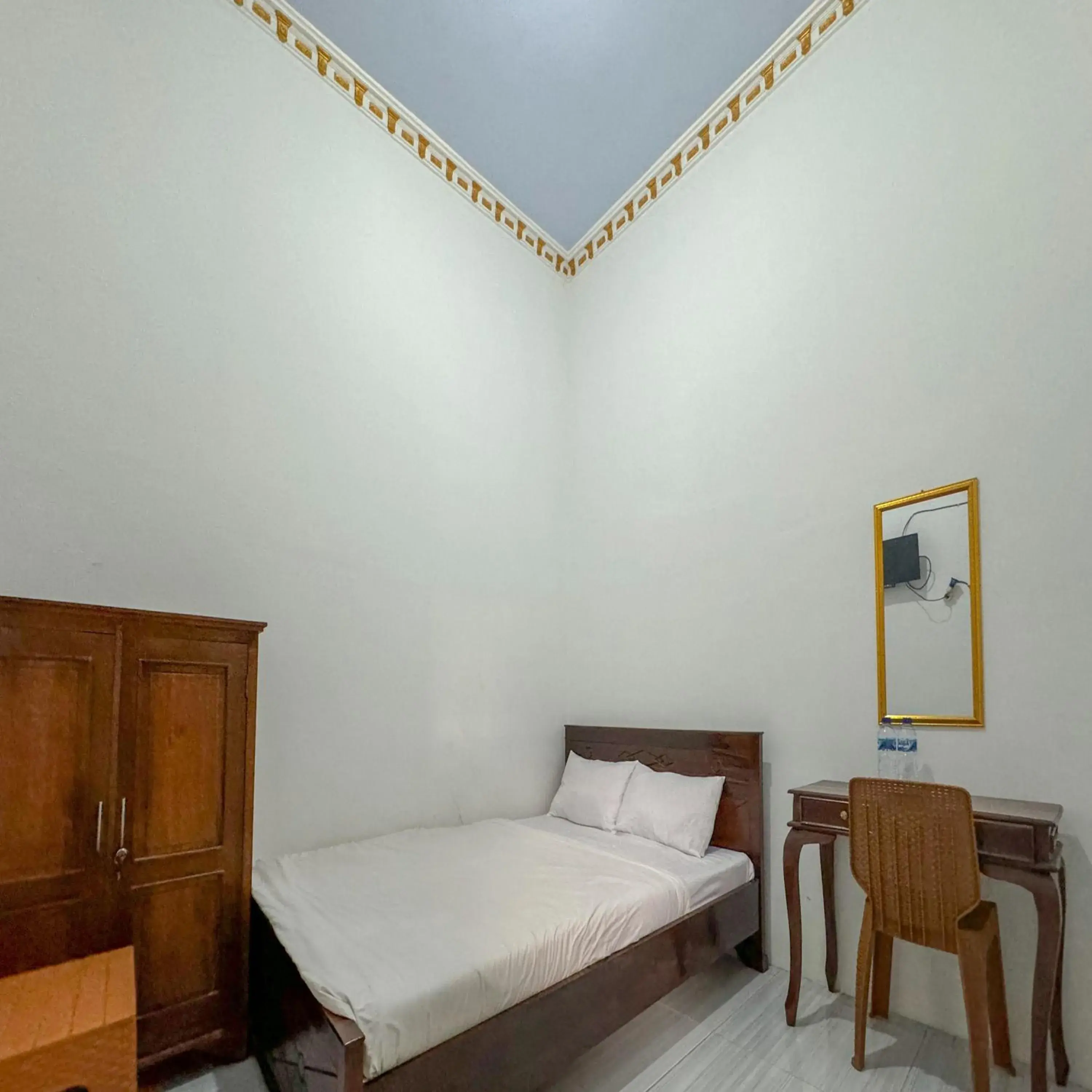 Hotel Grand New Si Jago Mitra RedDoorz Hotel Grand New Si Jago Mitra RedDoorz