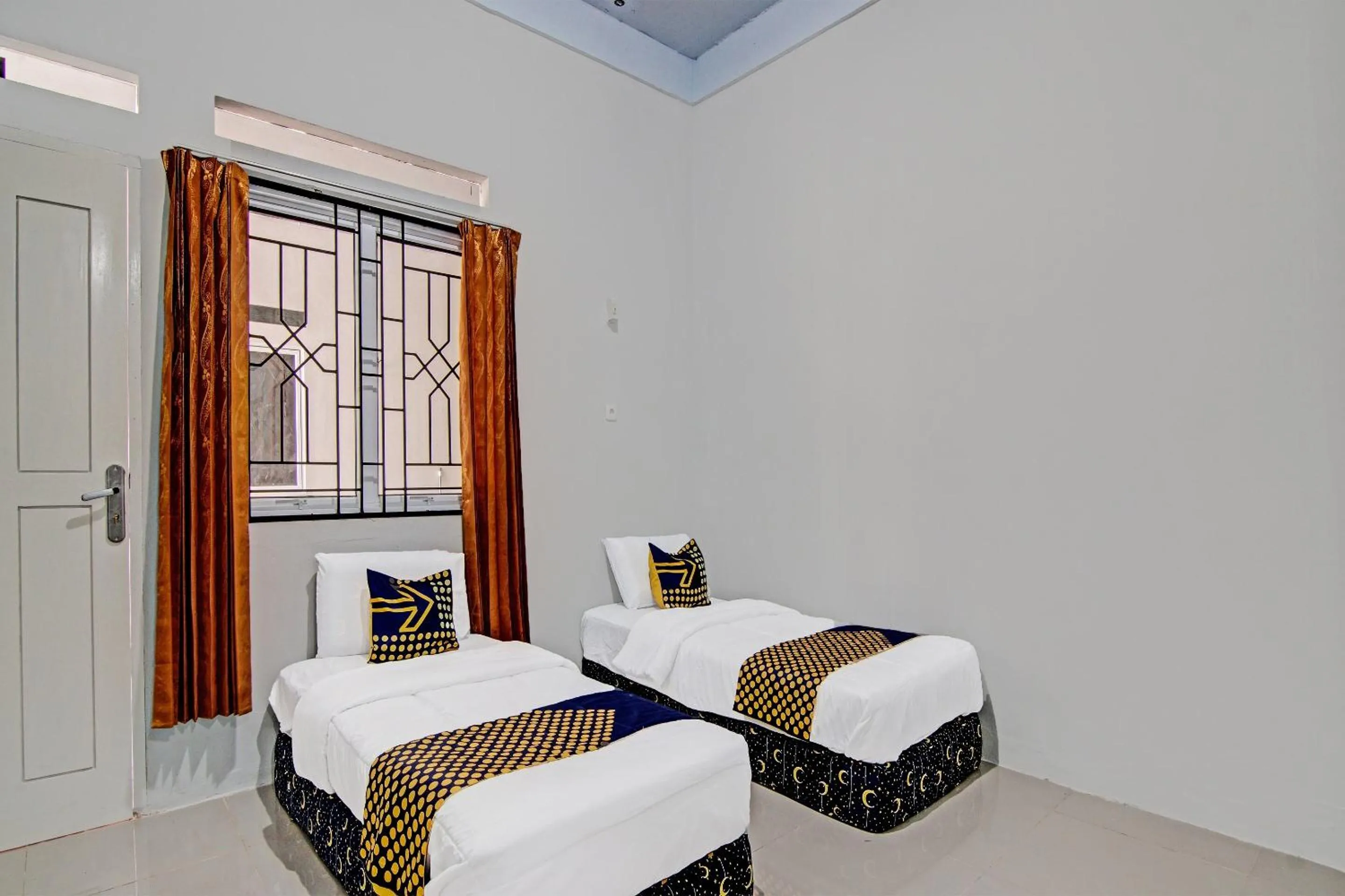Bedroom, Bed in Hotel O Rumah Singgah Kinaya Syariah